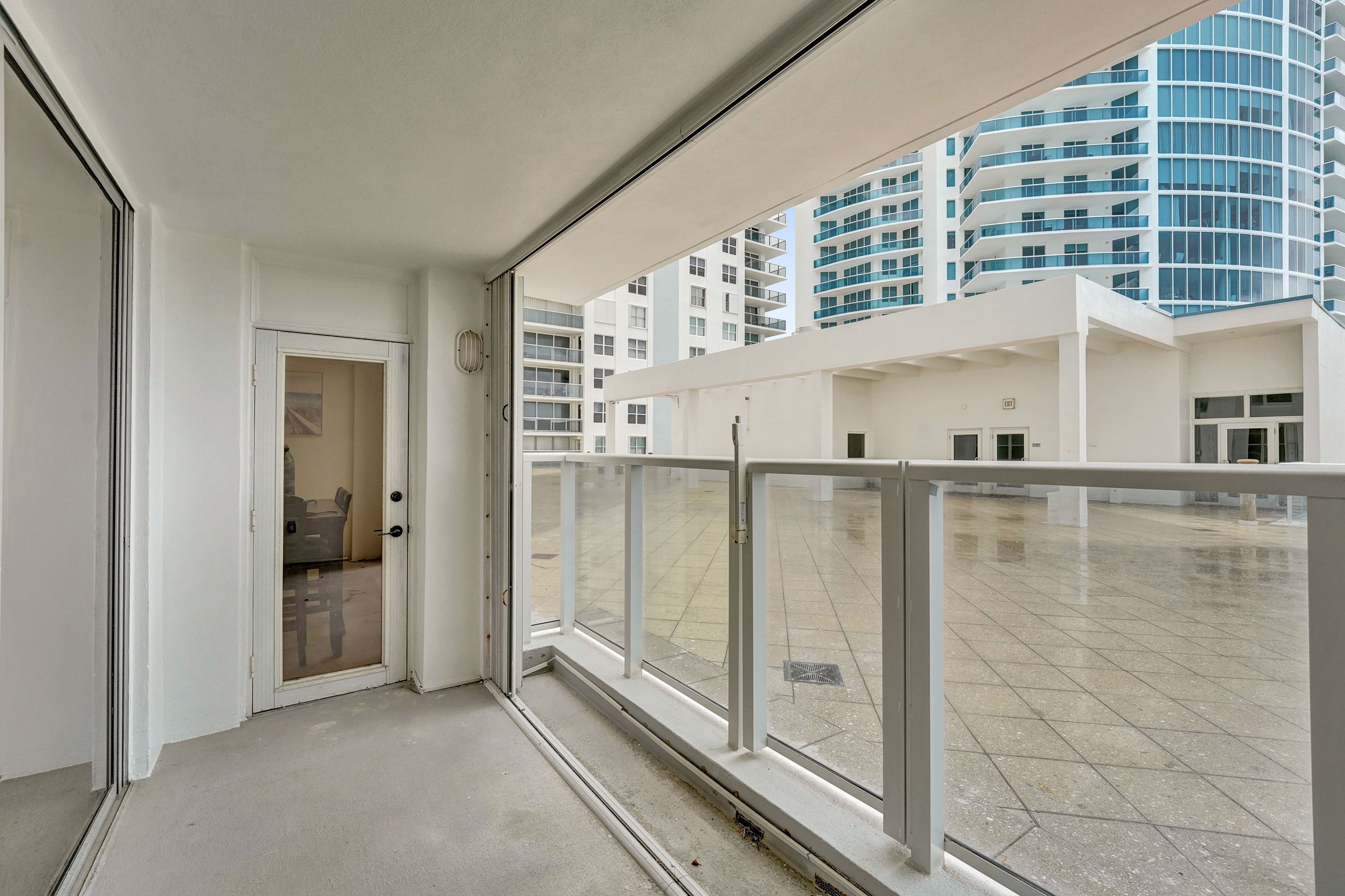 2751 S Ocean Drive Hollywood FL 33019