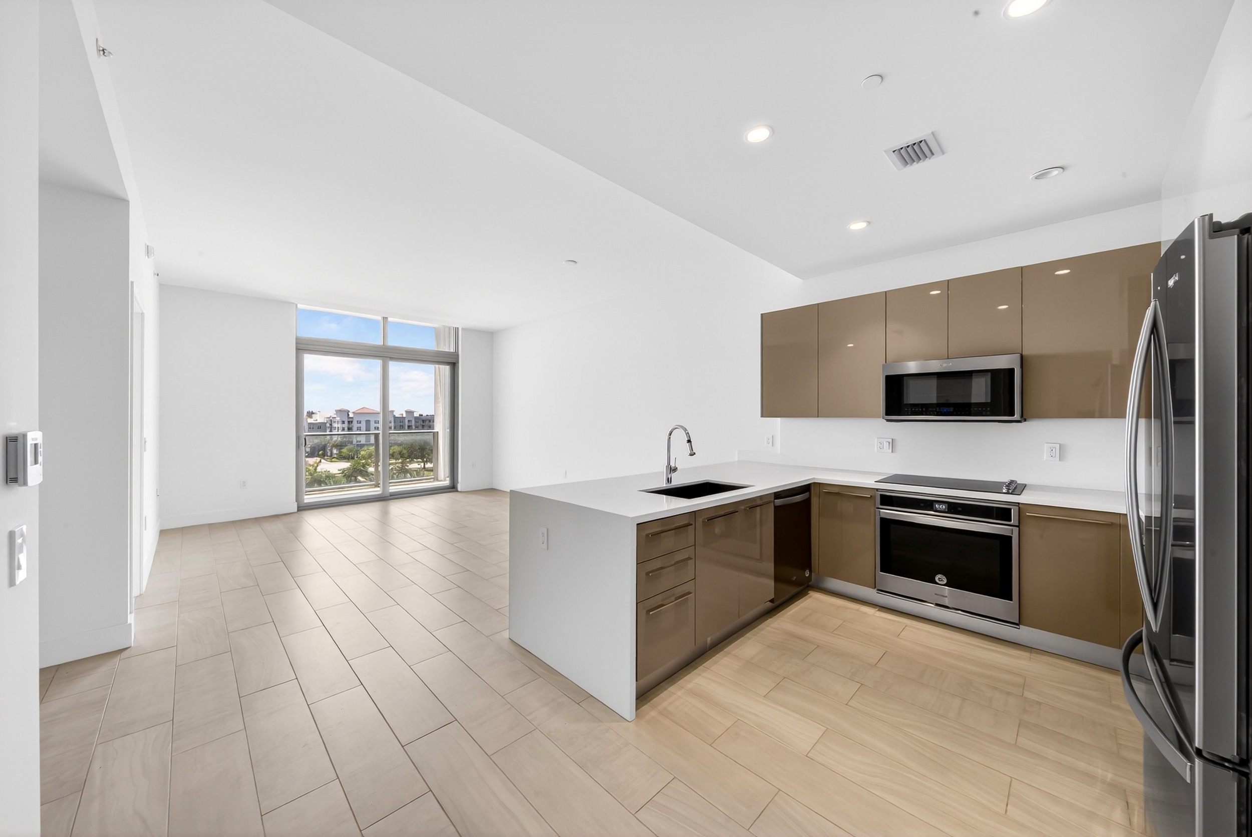 2000 Metropica Way Sunrise FL 33323