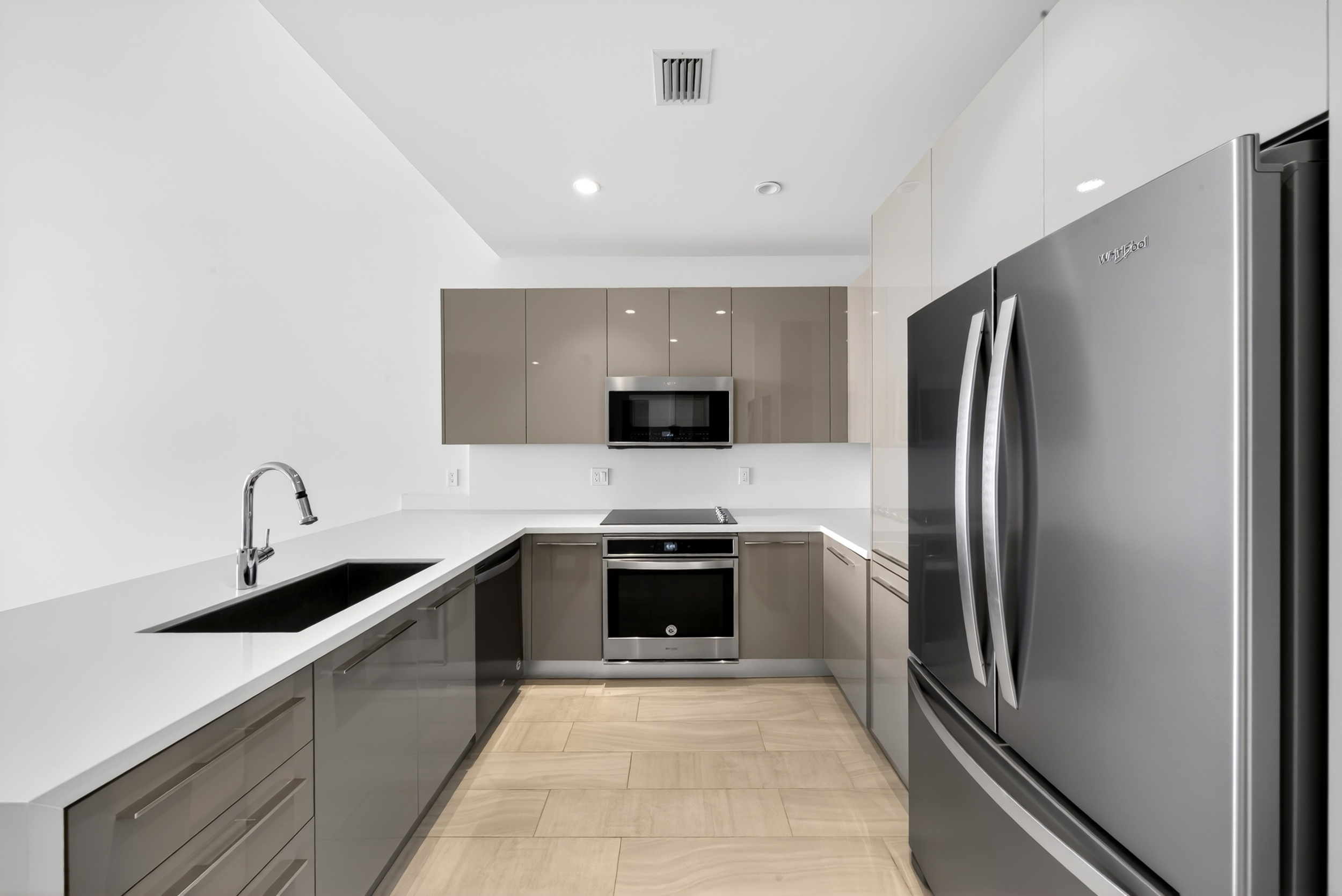 2000 Metropica Way Sunrise FL 33323