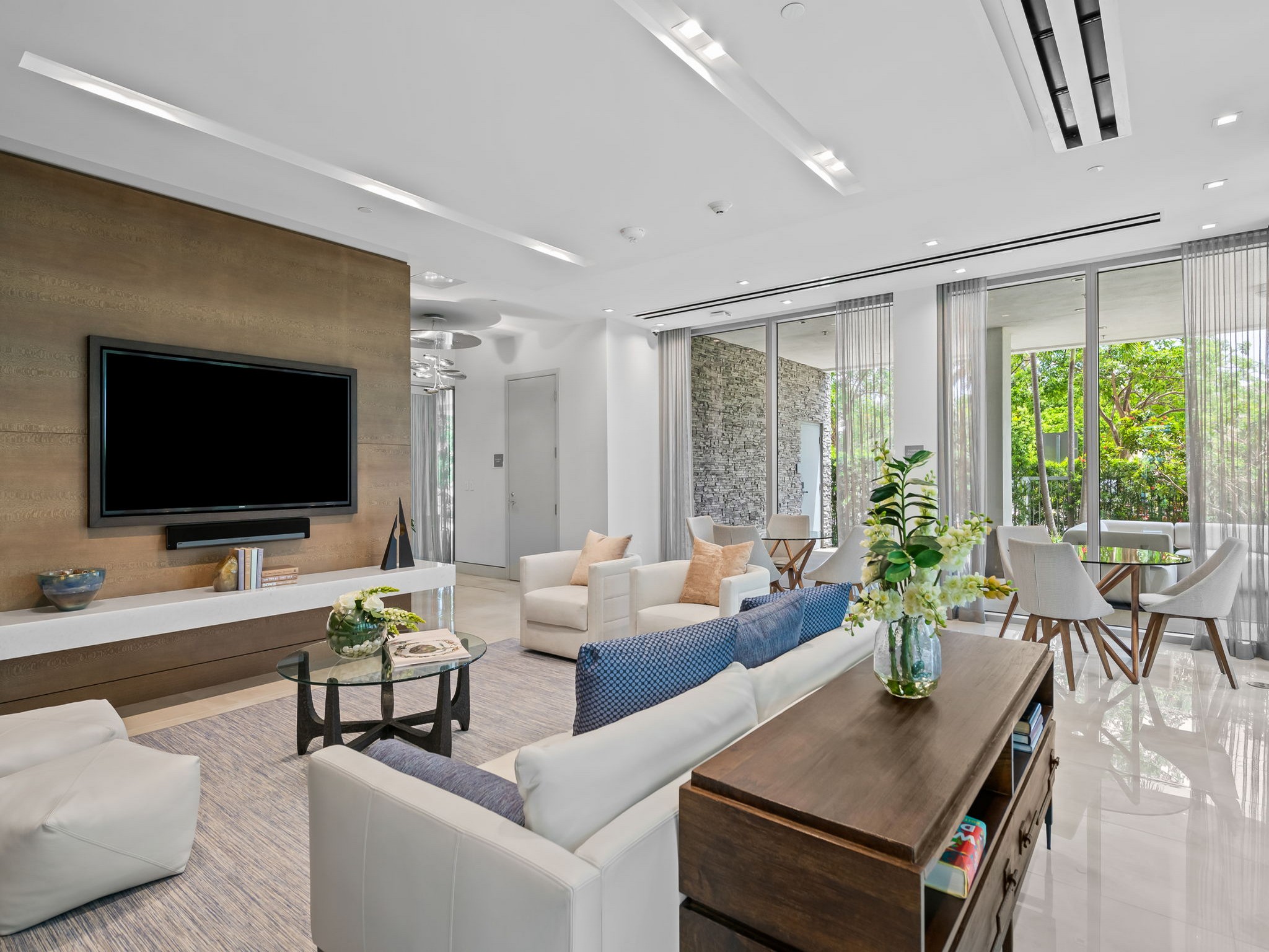 435 Bayshore Drive Fort Lauderdale FL 33304