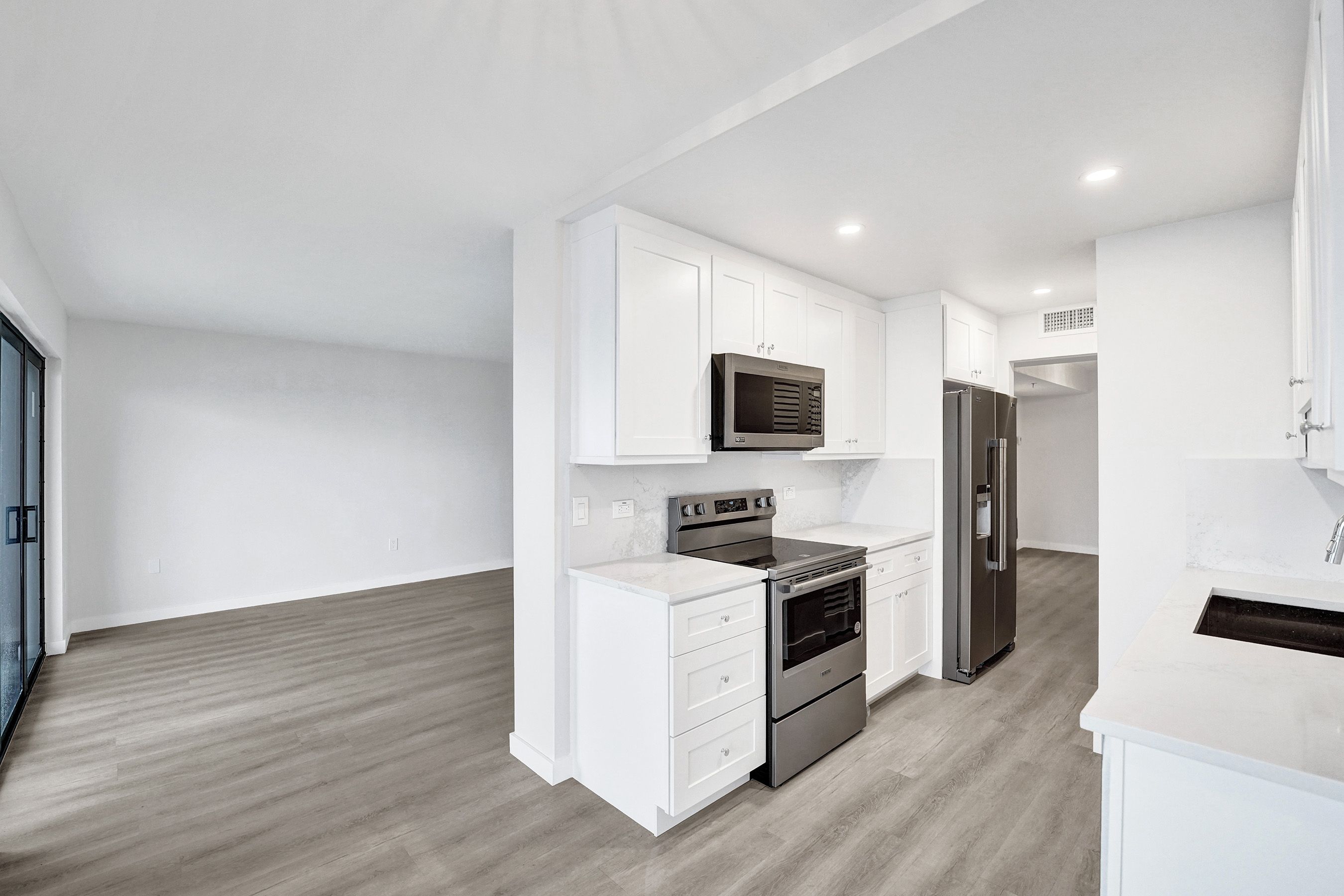 1201 S Ocean Drive Hollywood FL 33019