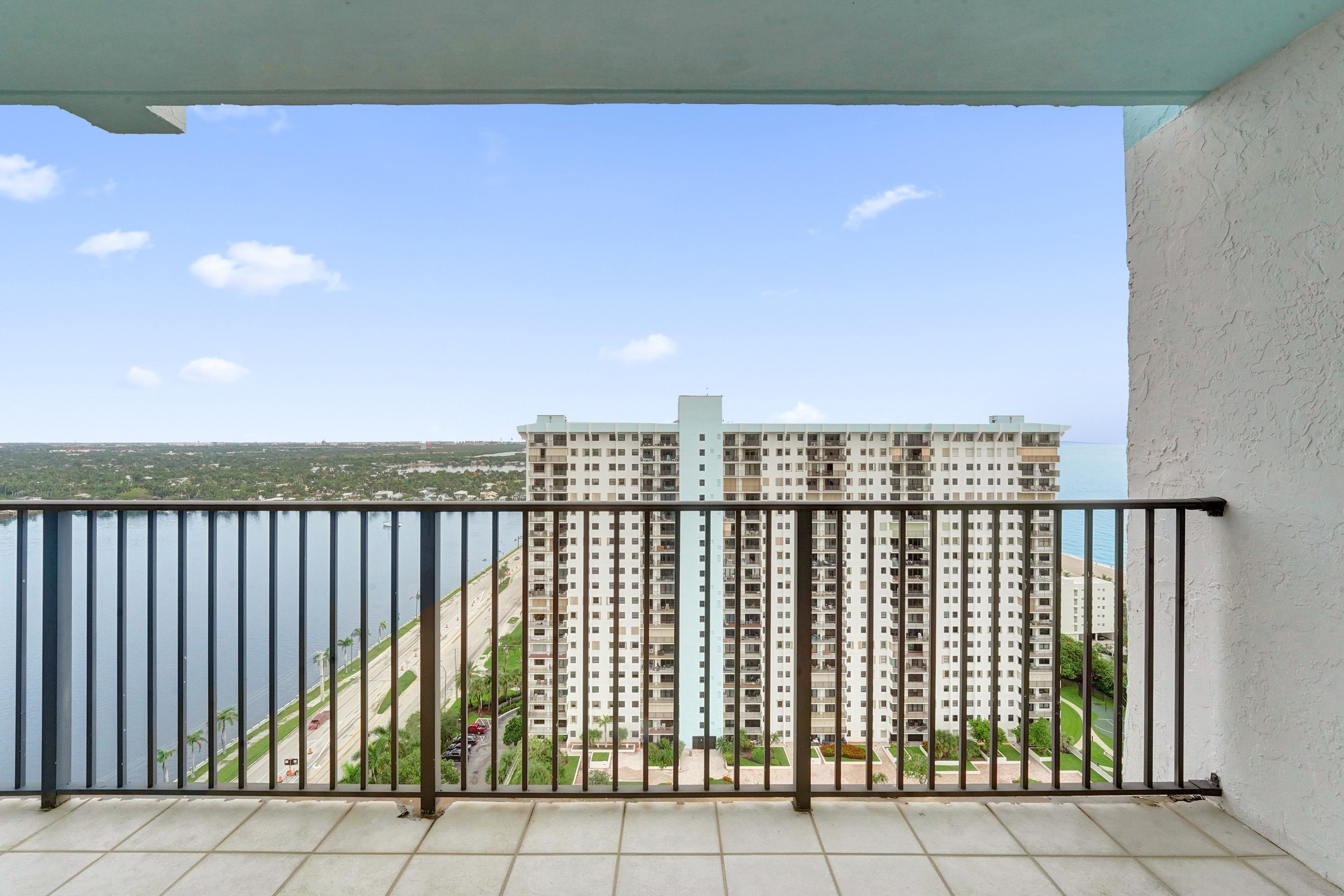 1201 S Ocean Drive Hollywood FL 33019