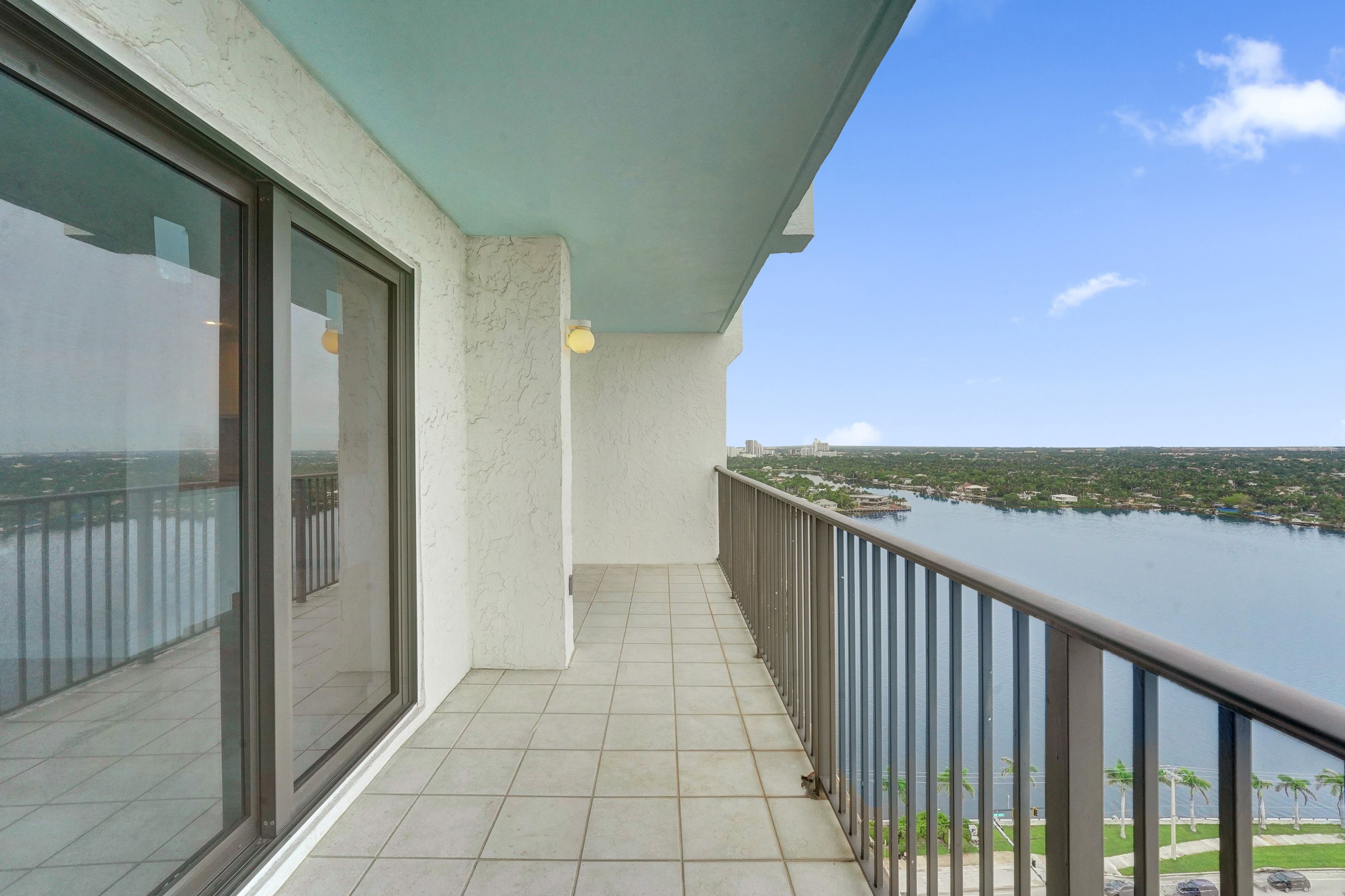 1201 S Ocean Drive Hollywood FL 33019