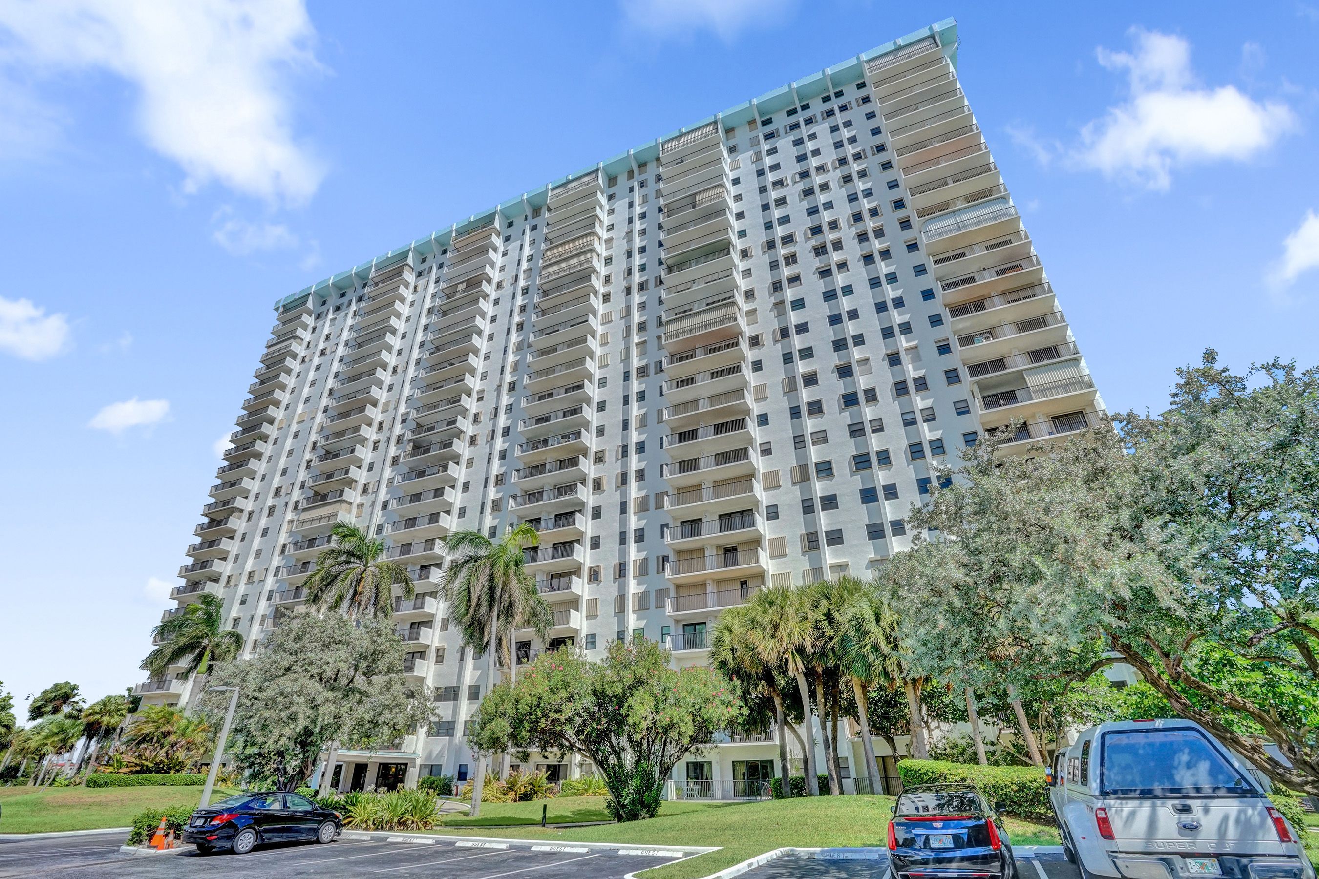 1201 S Ocean Drive Hollywood FL 33019