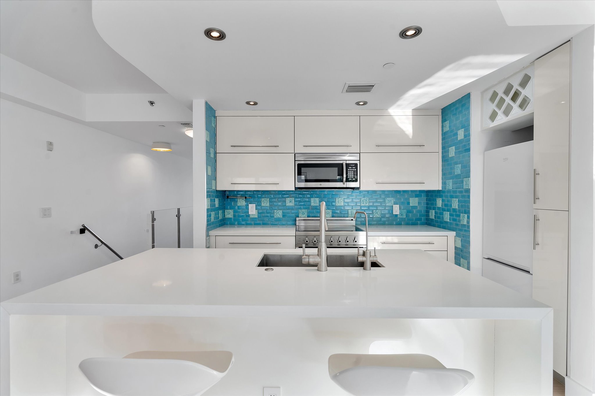 828 3rd Street Miami Beach FL 33139