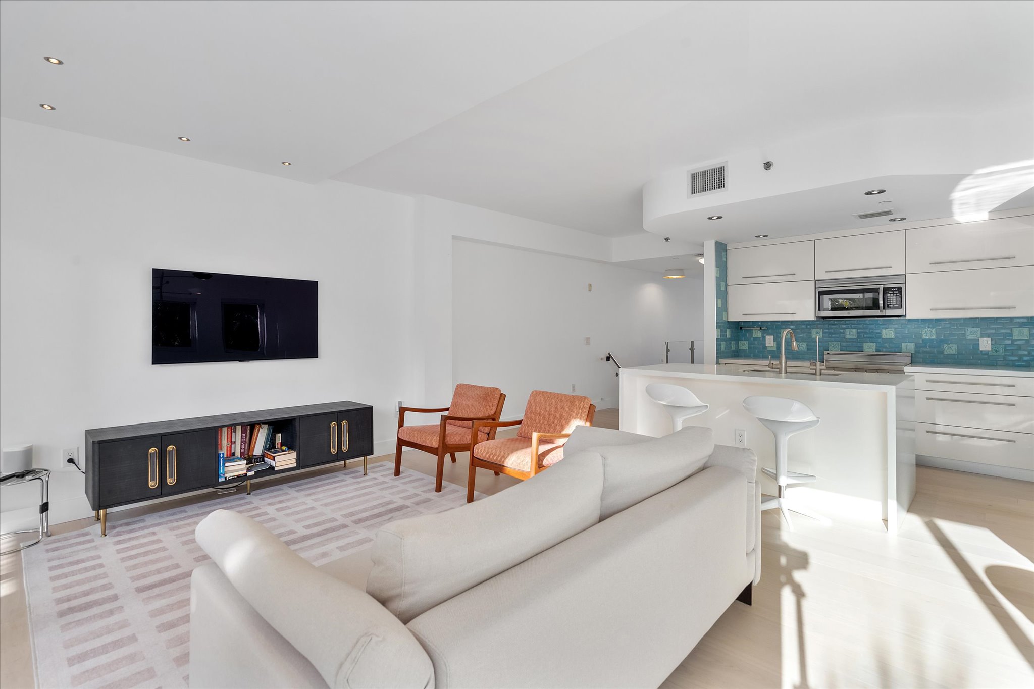 828 3rd Street Miami Beach FL 33139