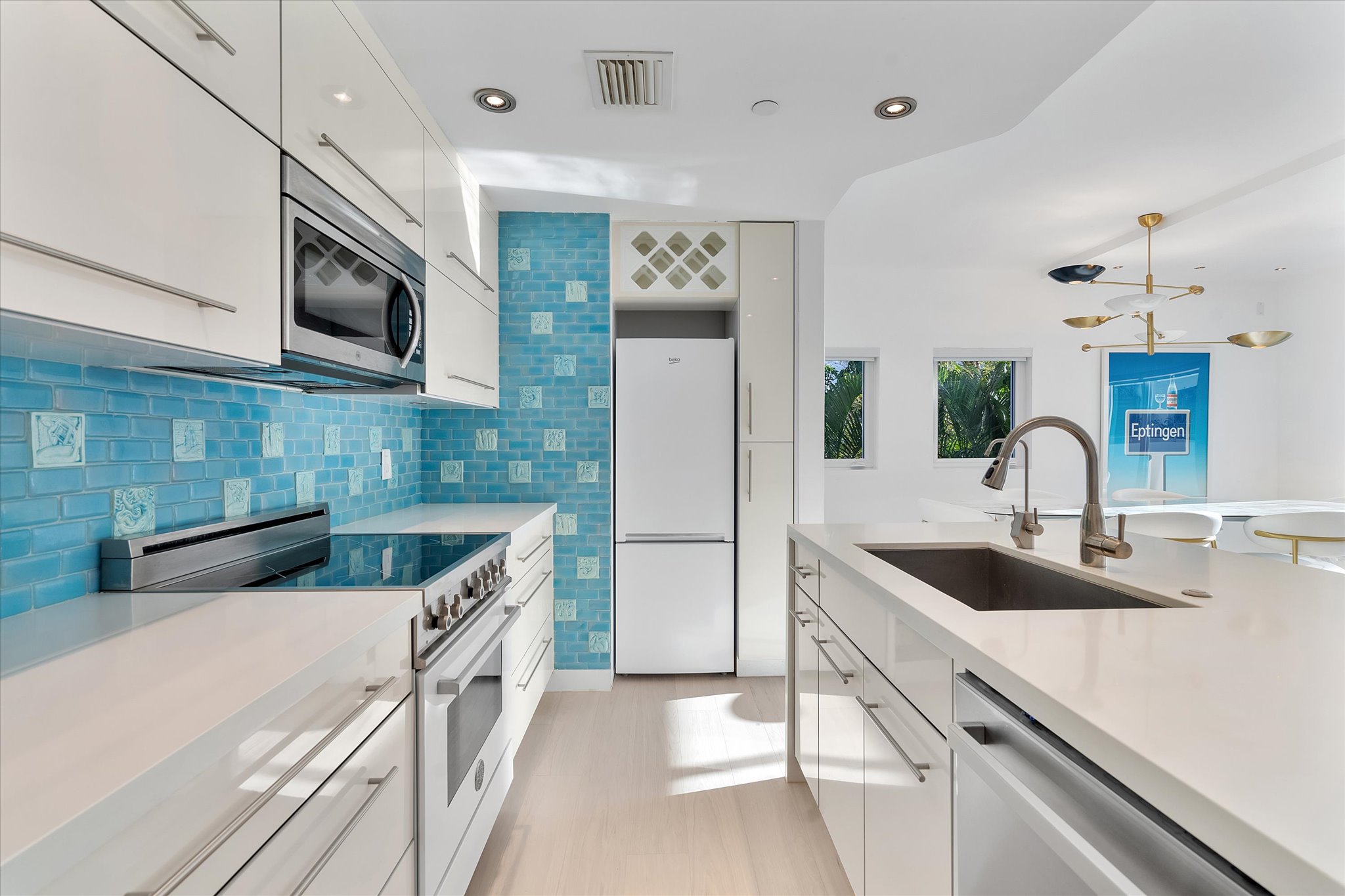 828 3rd Street Miami Beach FL 33139