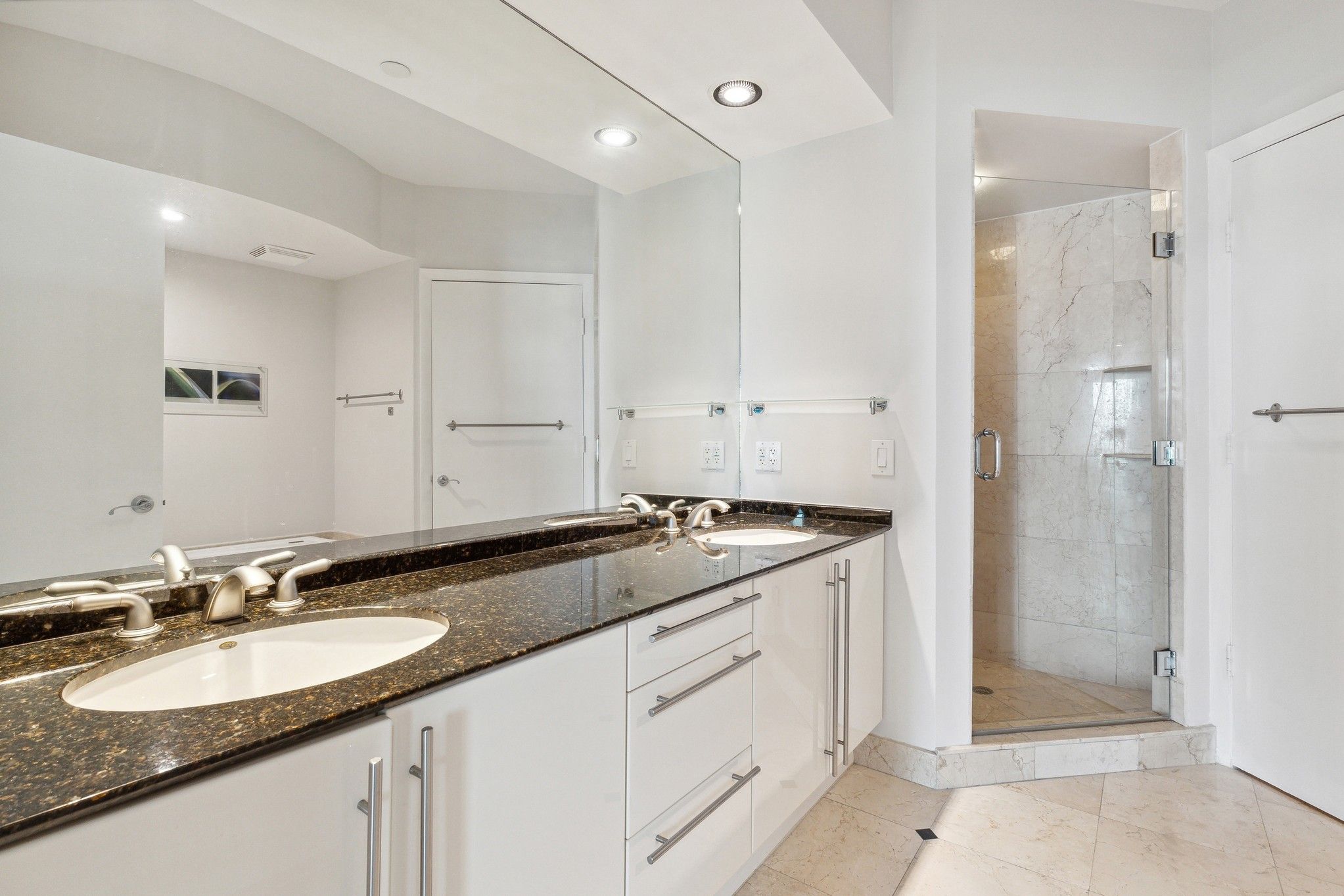 1000 S Pointe Drive Miami Beach FL 33139