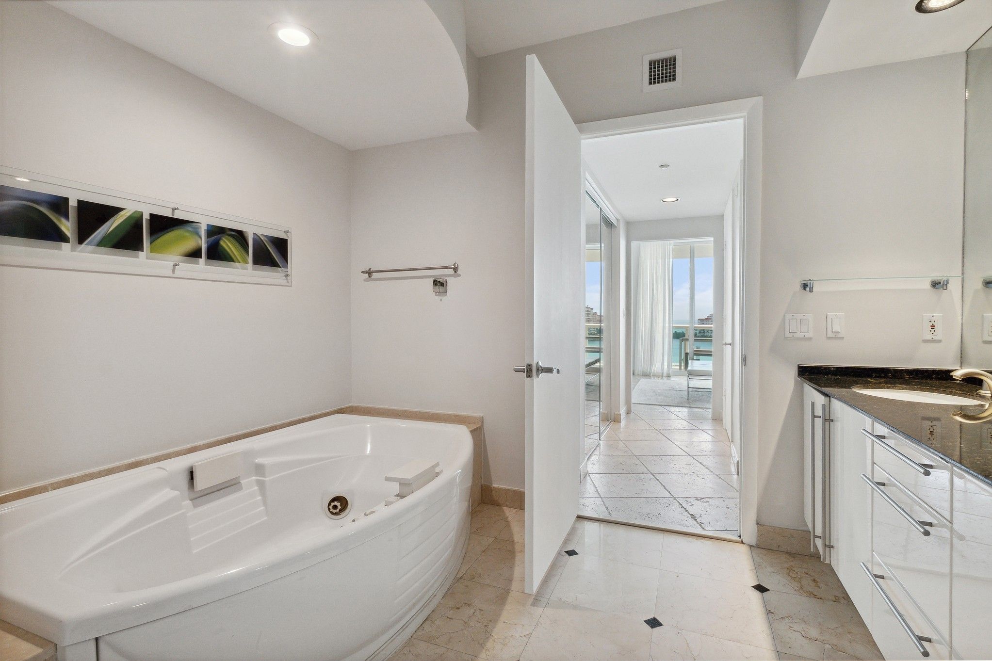 1000 S Pointe Drive Miami Beach FL 33139