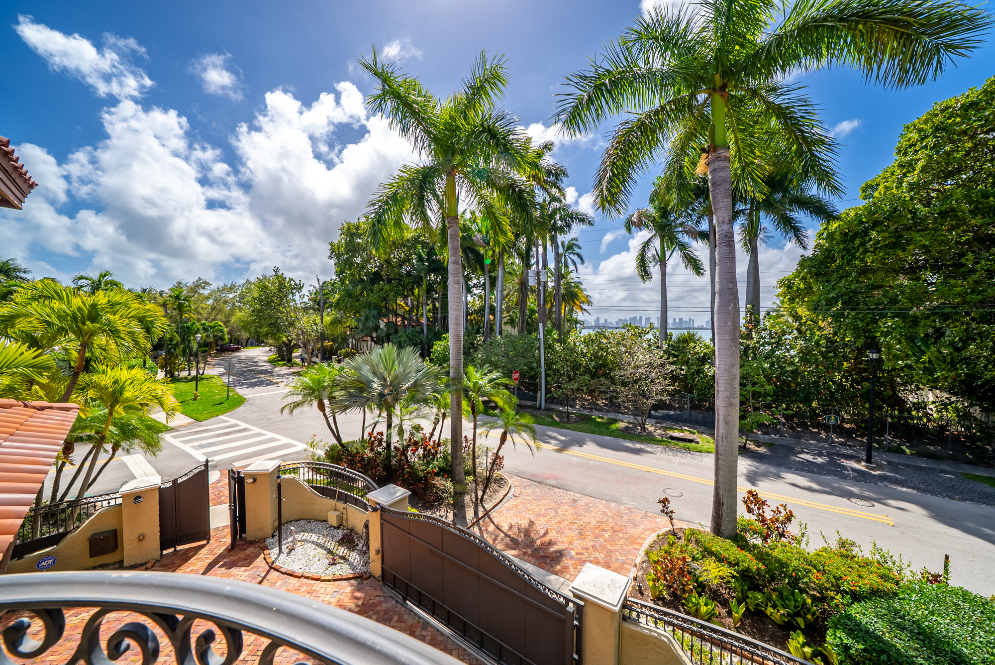 4501 N Bay Road Miami Beach FL 33140