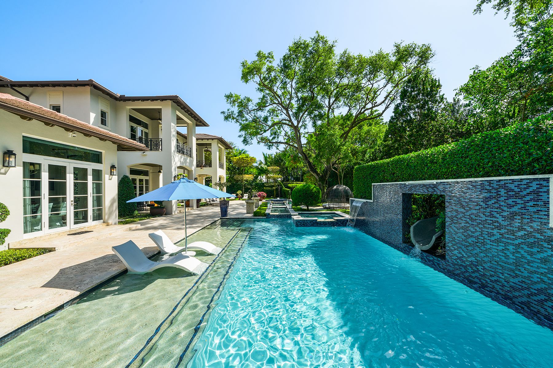 11750 SW 68th Court Pinecrest FL 33156