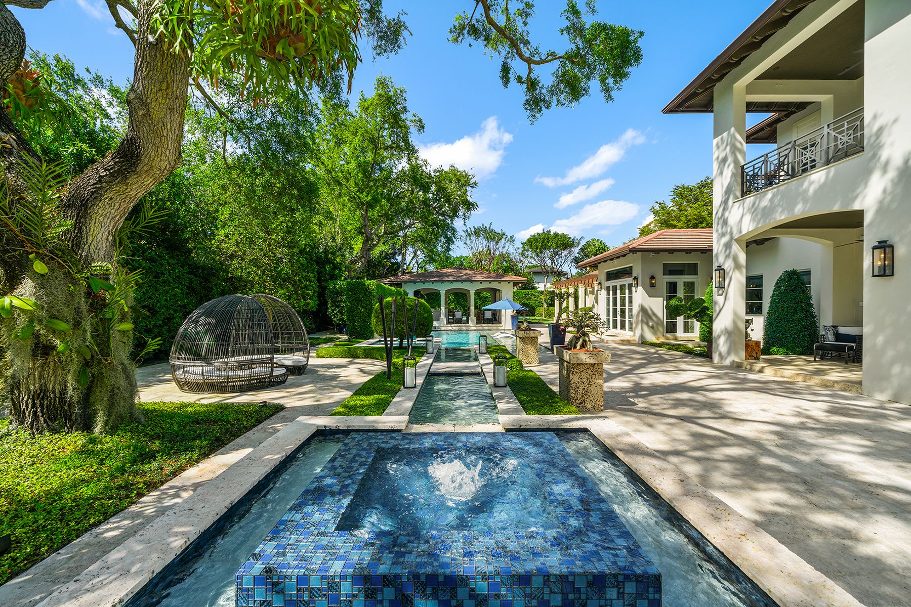 11750 SW 68th Court Pinecrest FL 33156