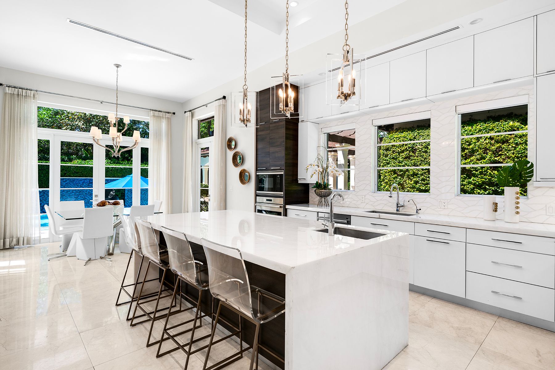 11750 SW 68th Court Pinecrest FL 33156
