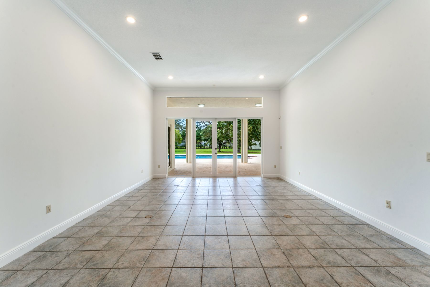 7280 SW 100th Street Pinecrest FL 33156