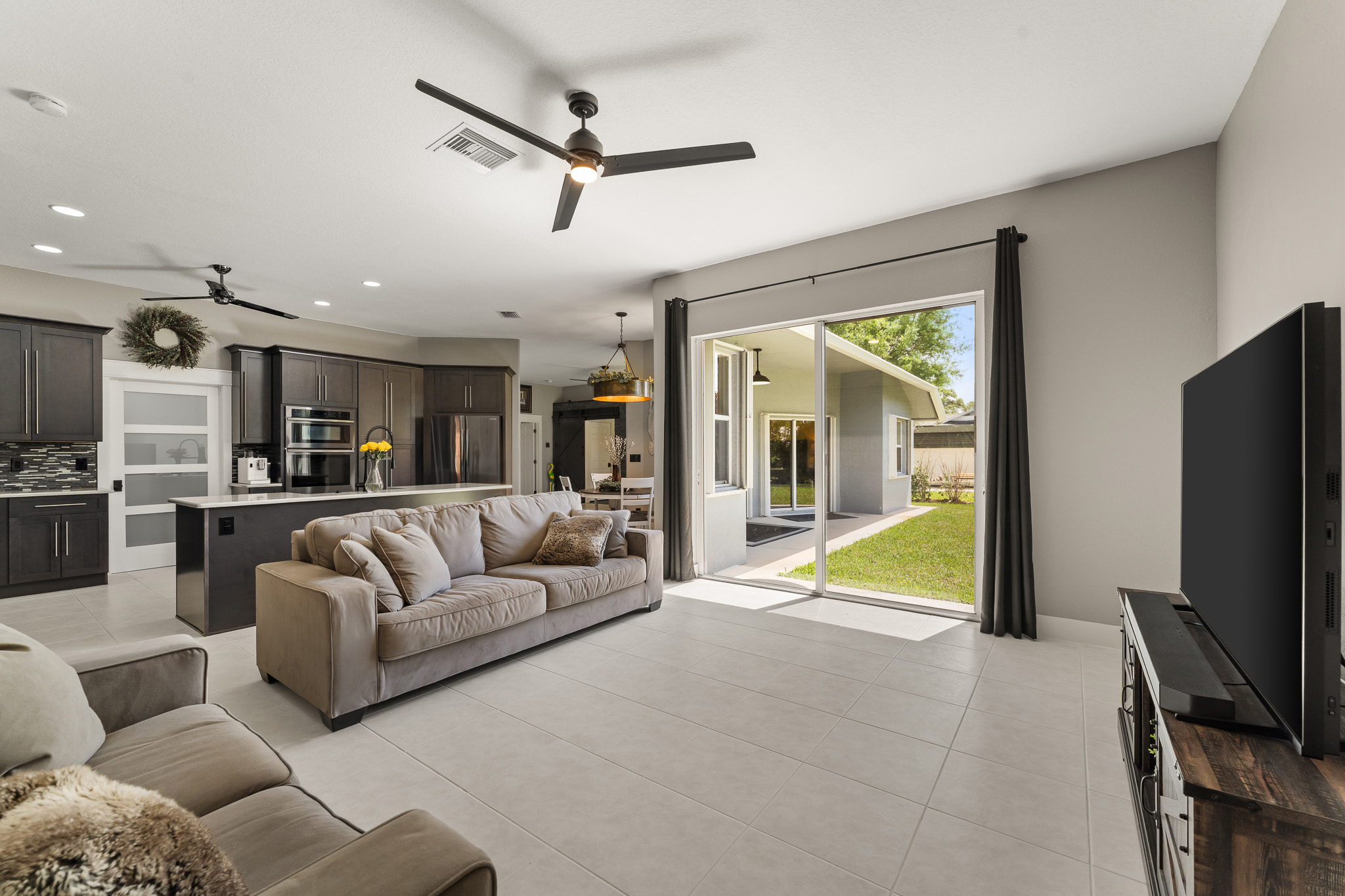 2072 SE Hanford Road Port St Lucie FL 34952