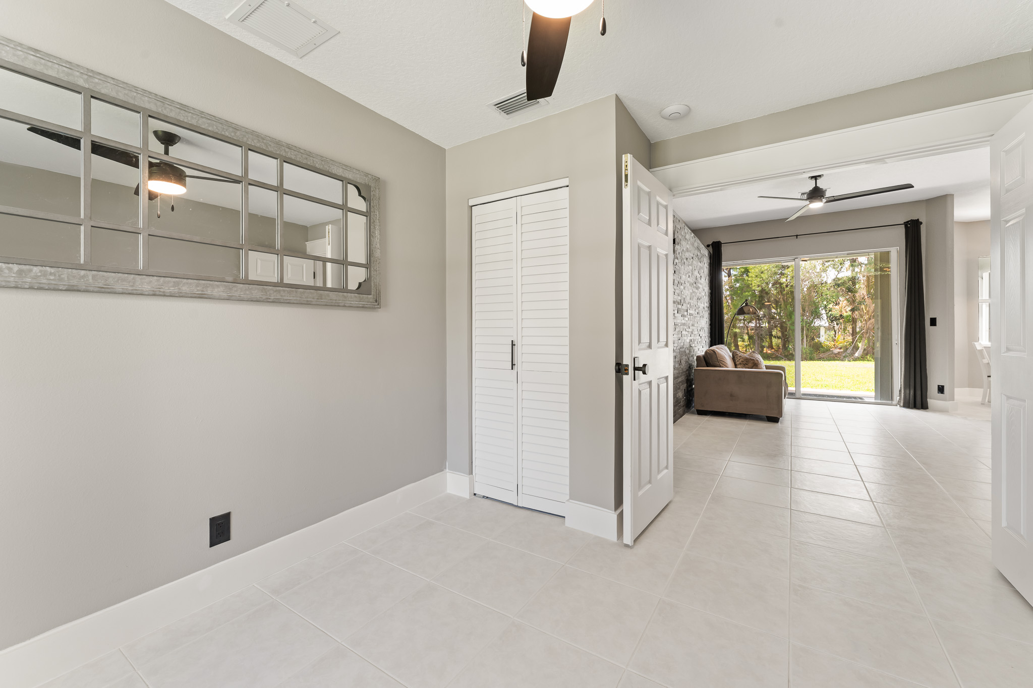 2072 SE Hanford Road Port St Lucie FL 34952