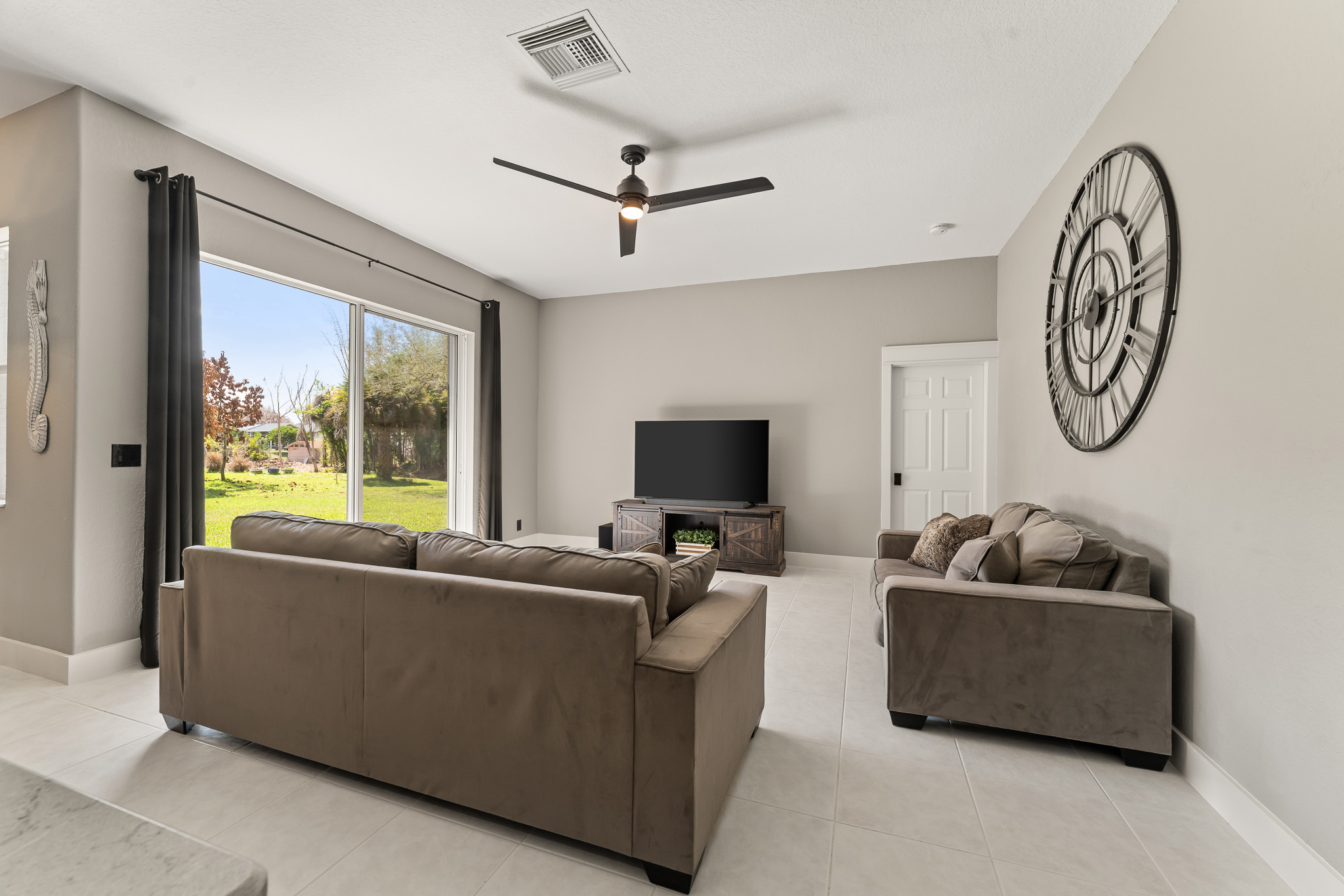 2072 SE Hanford Road Port St Lucie FL 34952