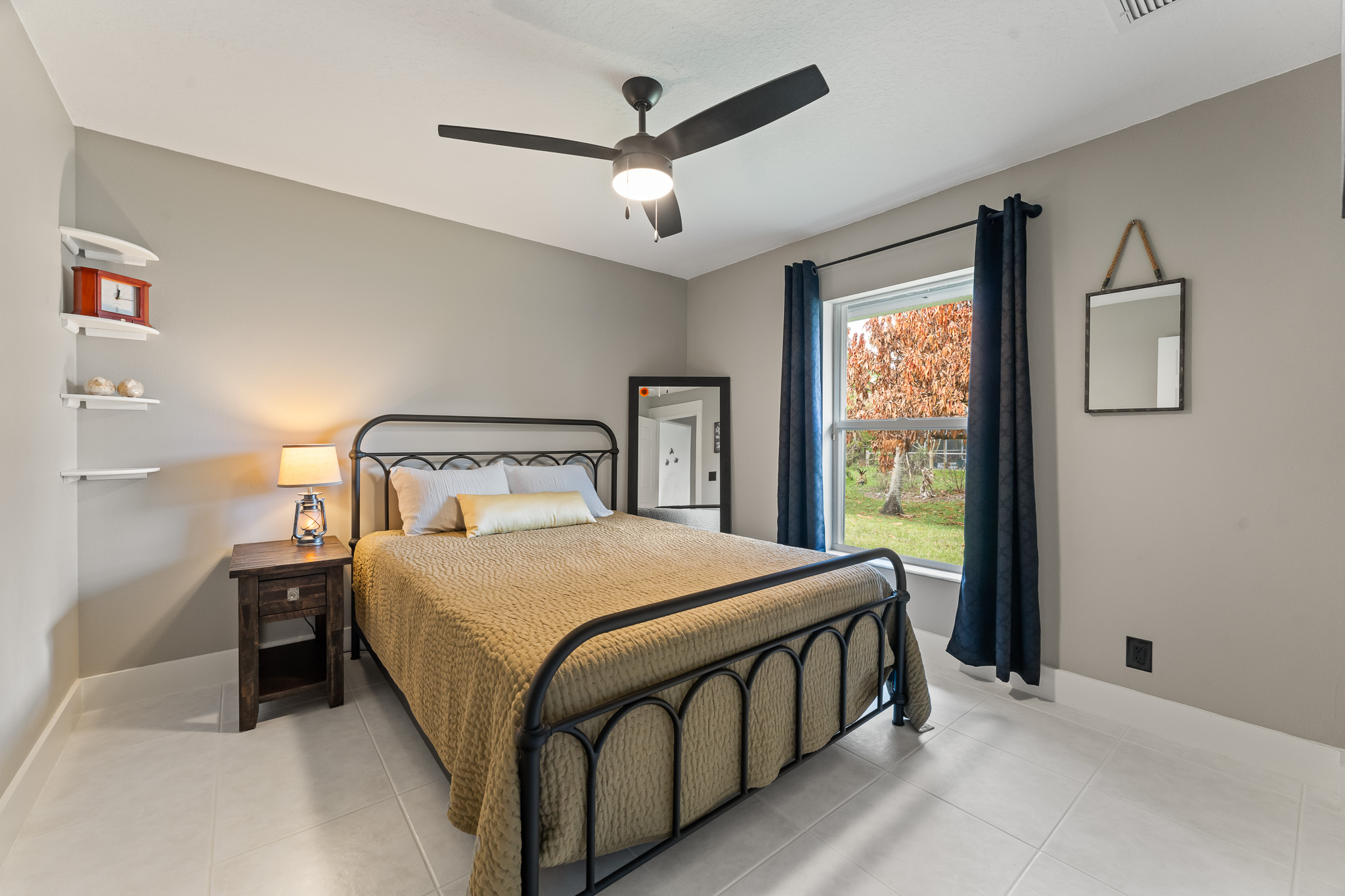 2072 SE Hanford Road Port St Lucie FL 34952