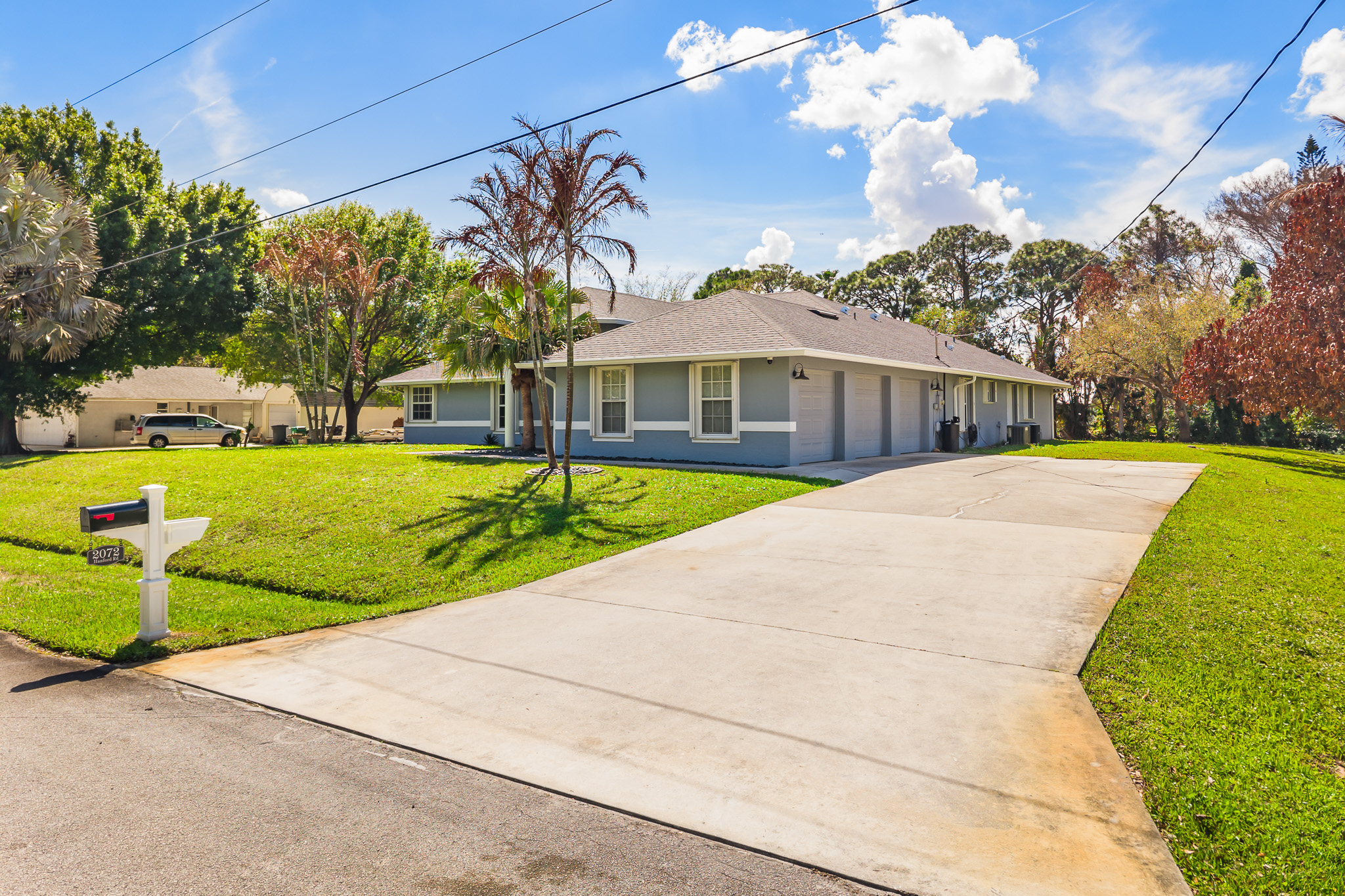 2072 SE Hanford Road Port St Lucie FL 34952