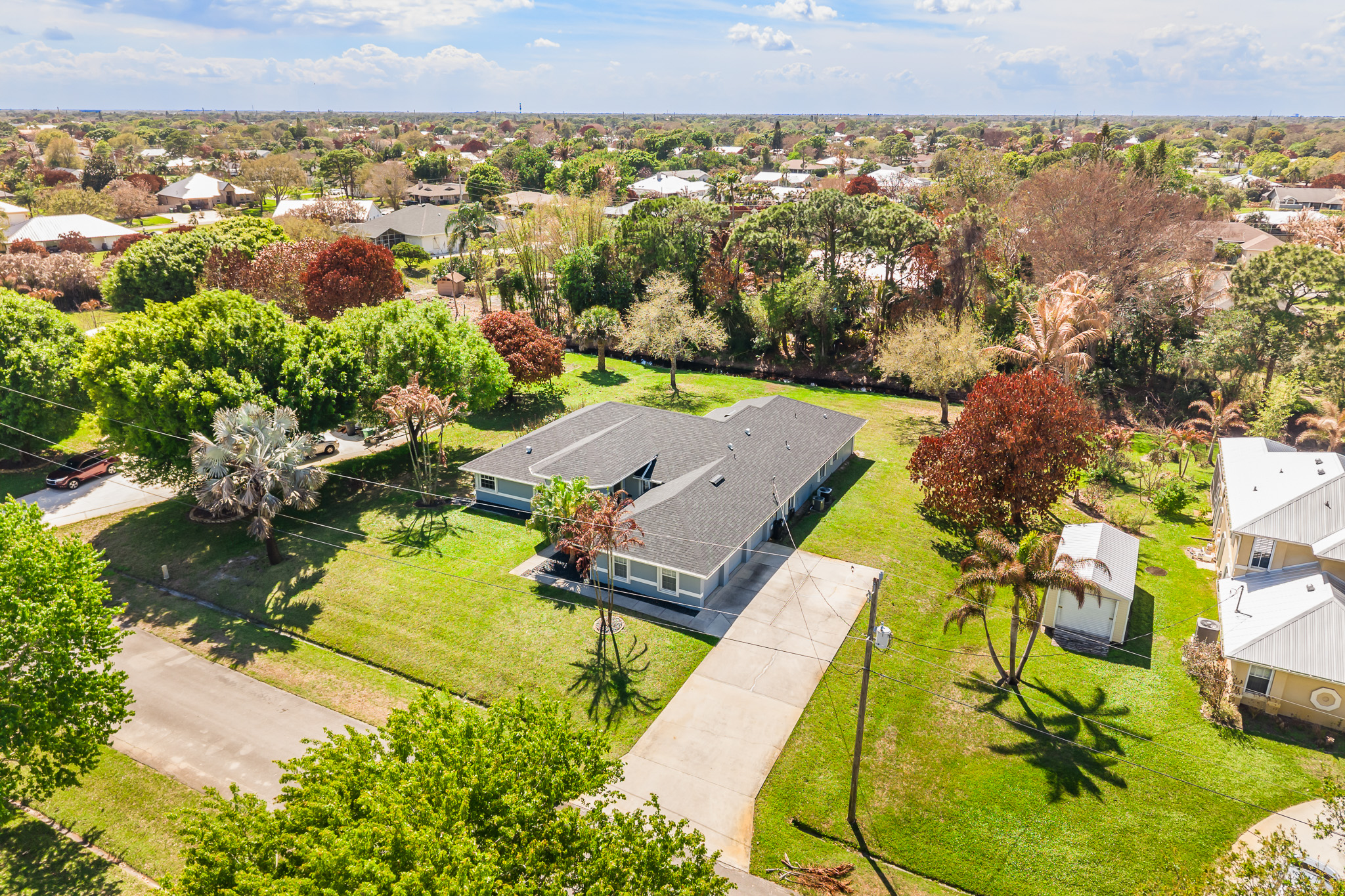 2072 SE Hanford Road Port St Lucie FL 34952