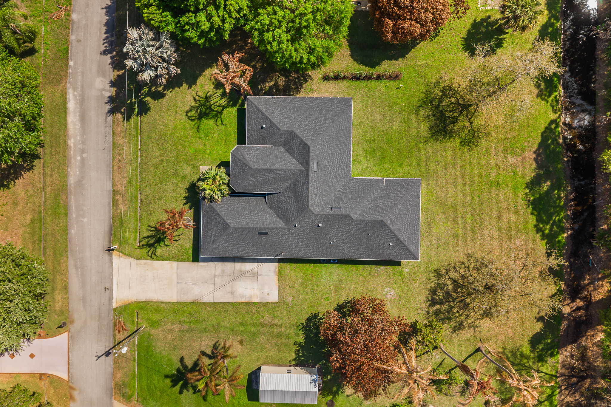 2072 SE Hanford Road Port St Lucie FL 34952