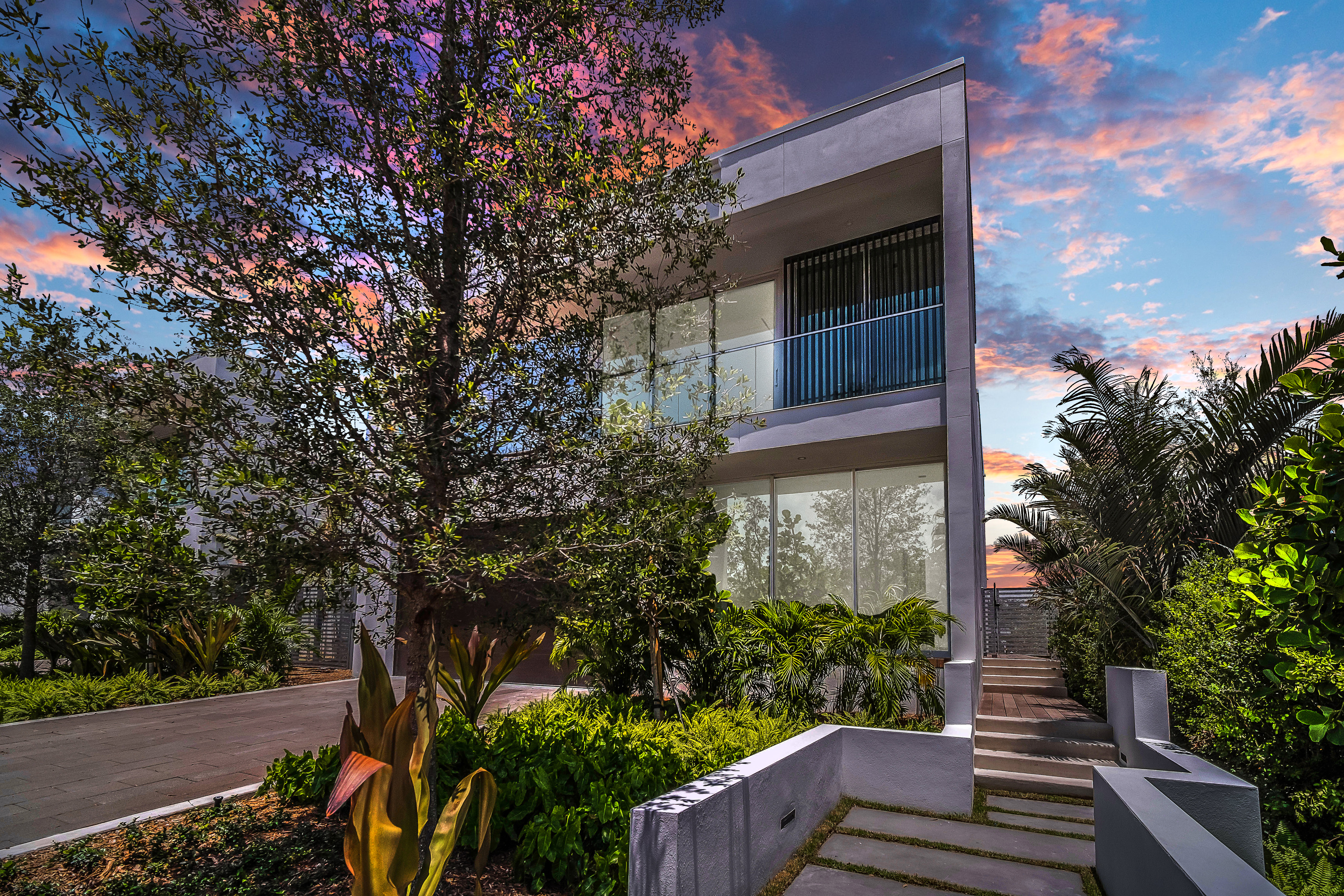 1011 W 48th Street Miami Beach FL 33140