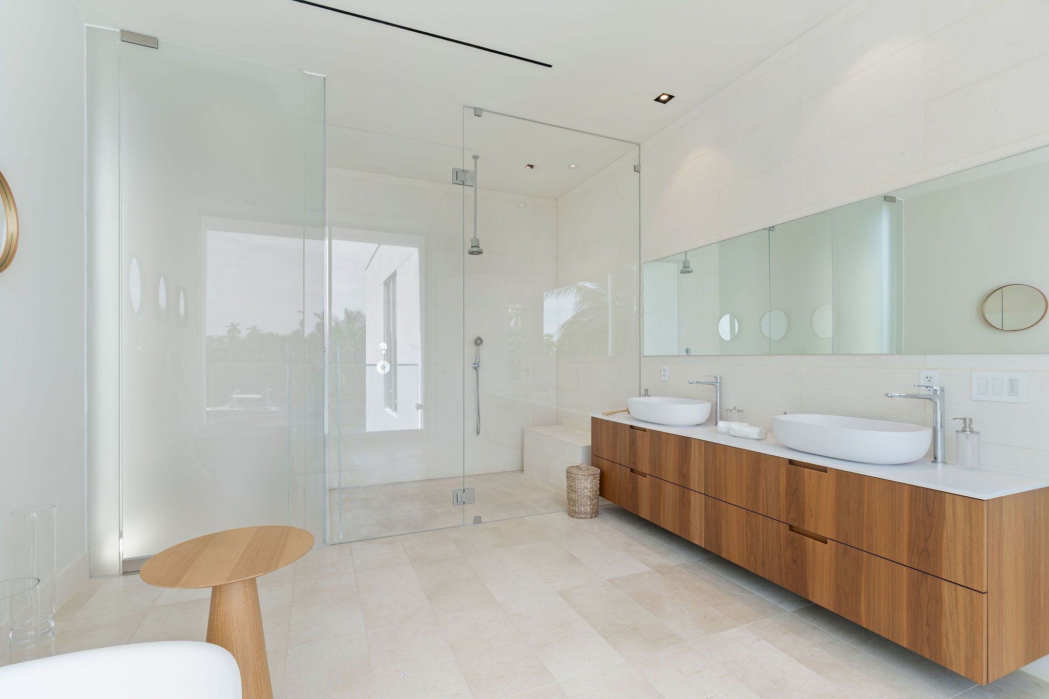 1011 W 48th Street Miami Beach FL 33140