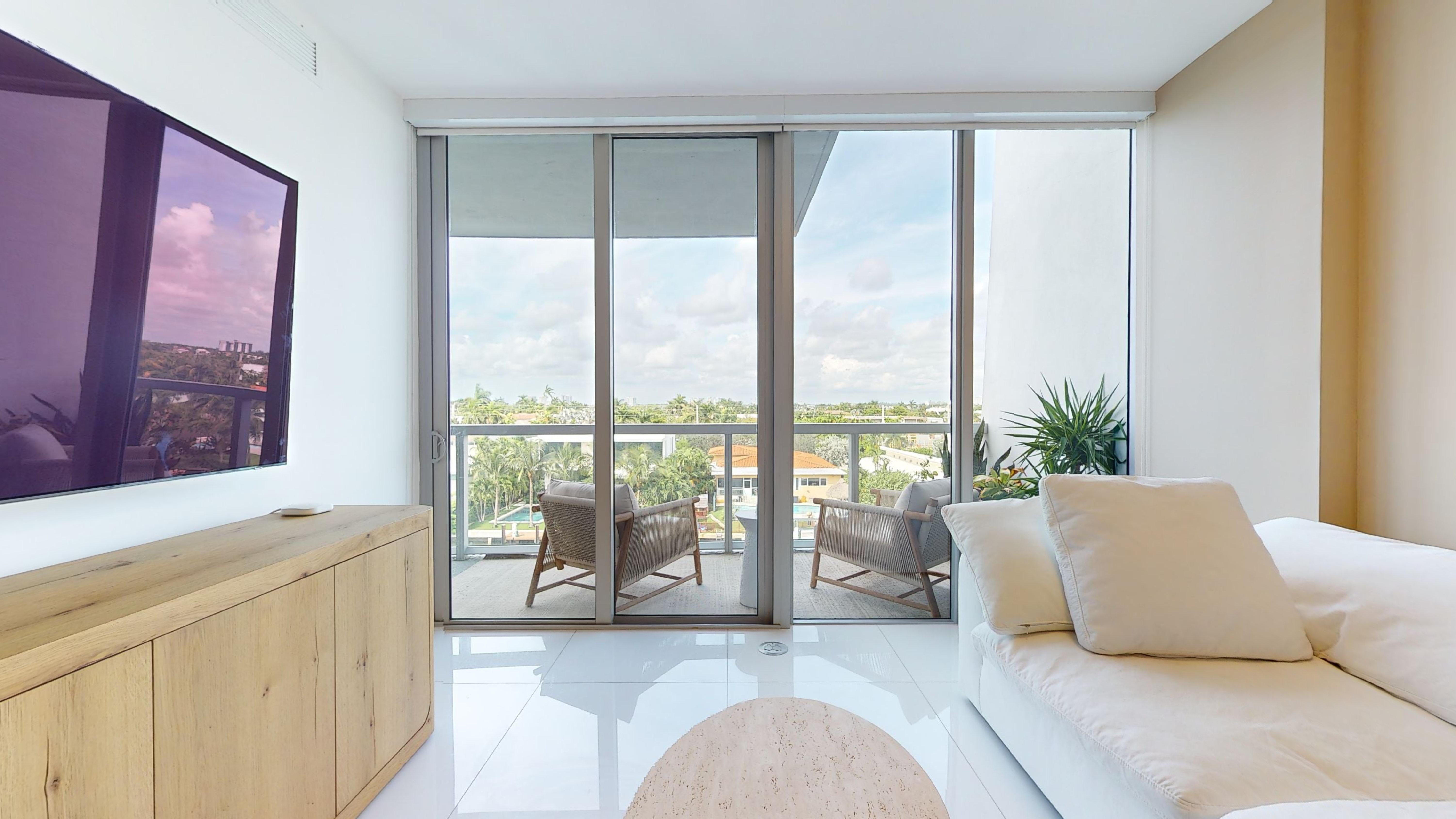 9940 W Bay Harbor Drive Bay Harbor Islands FL 33154