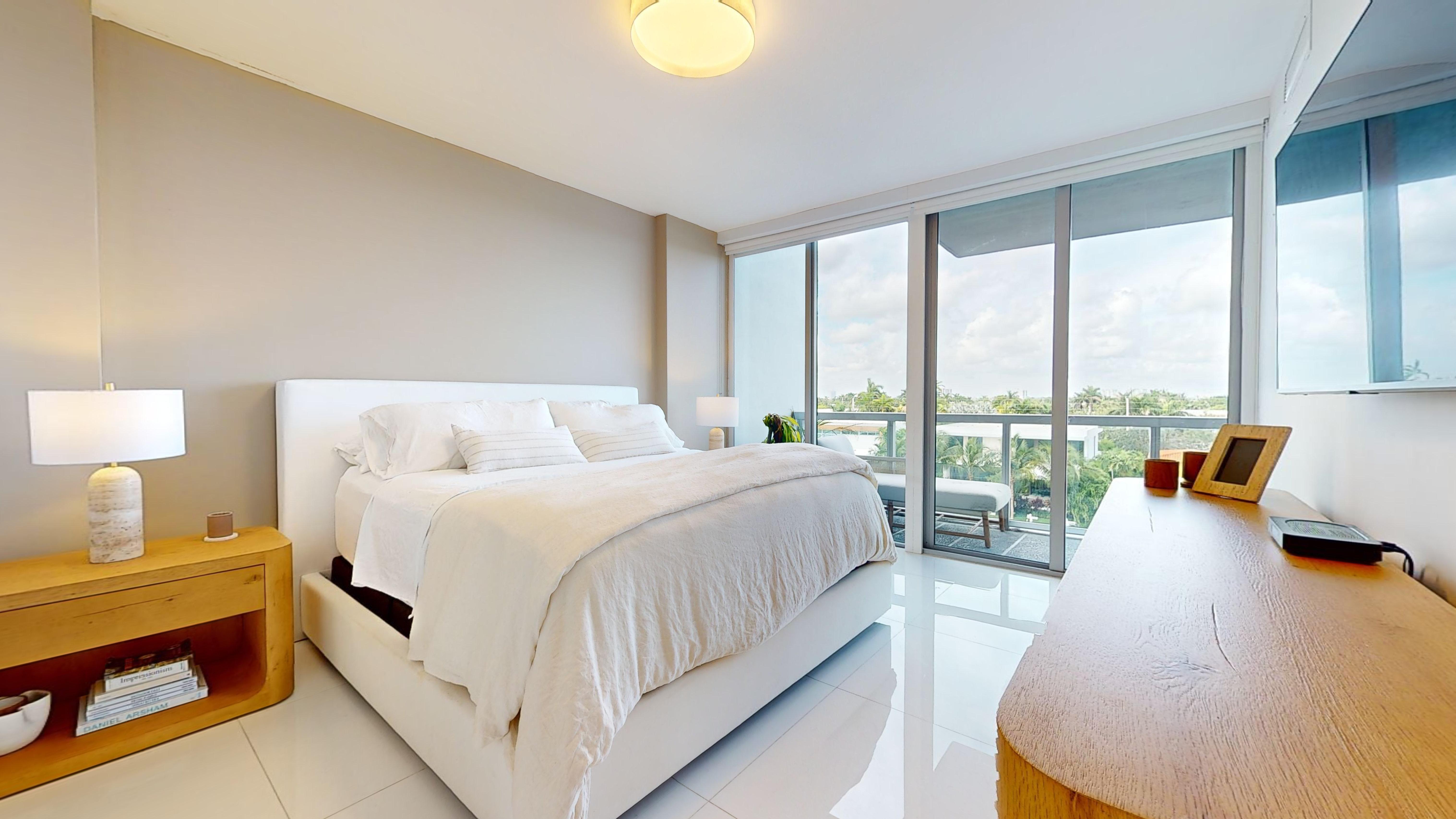 9940 W Bay Harbor Drive Bay Harbor Islands FL 33154