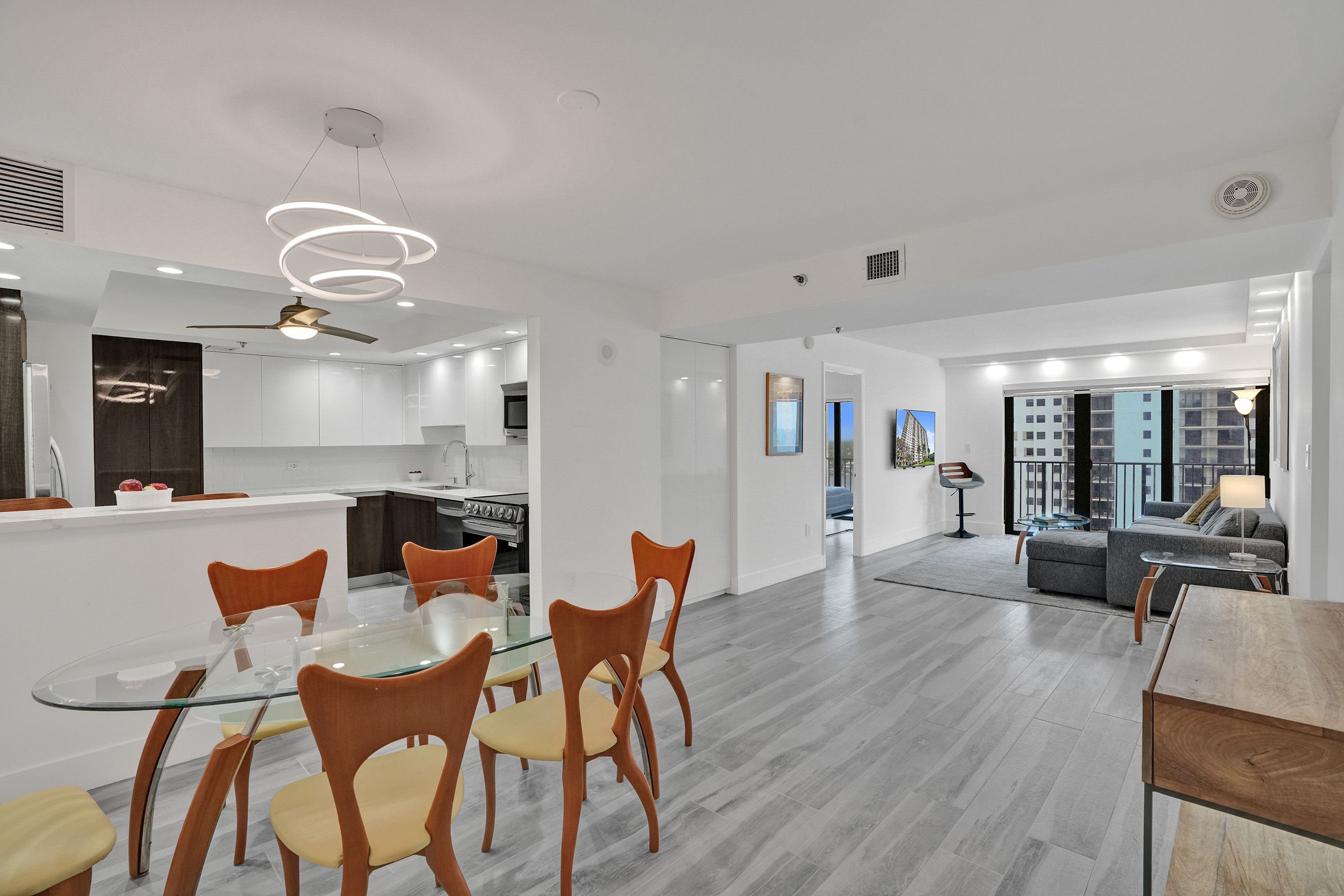 1201 S Ocean Drive Hollywood FL 33019