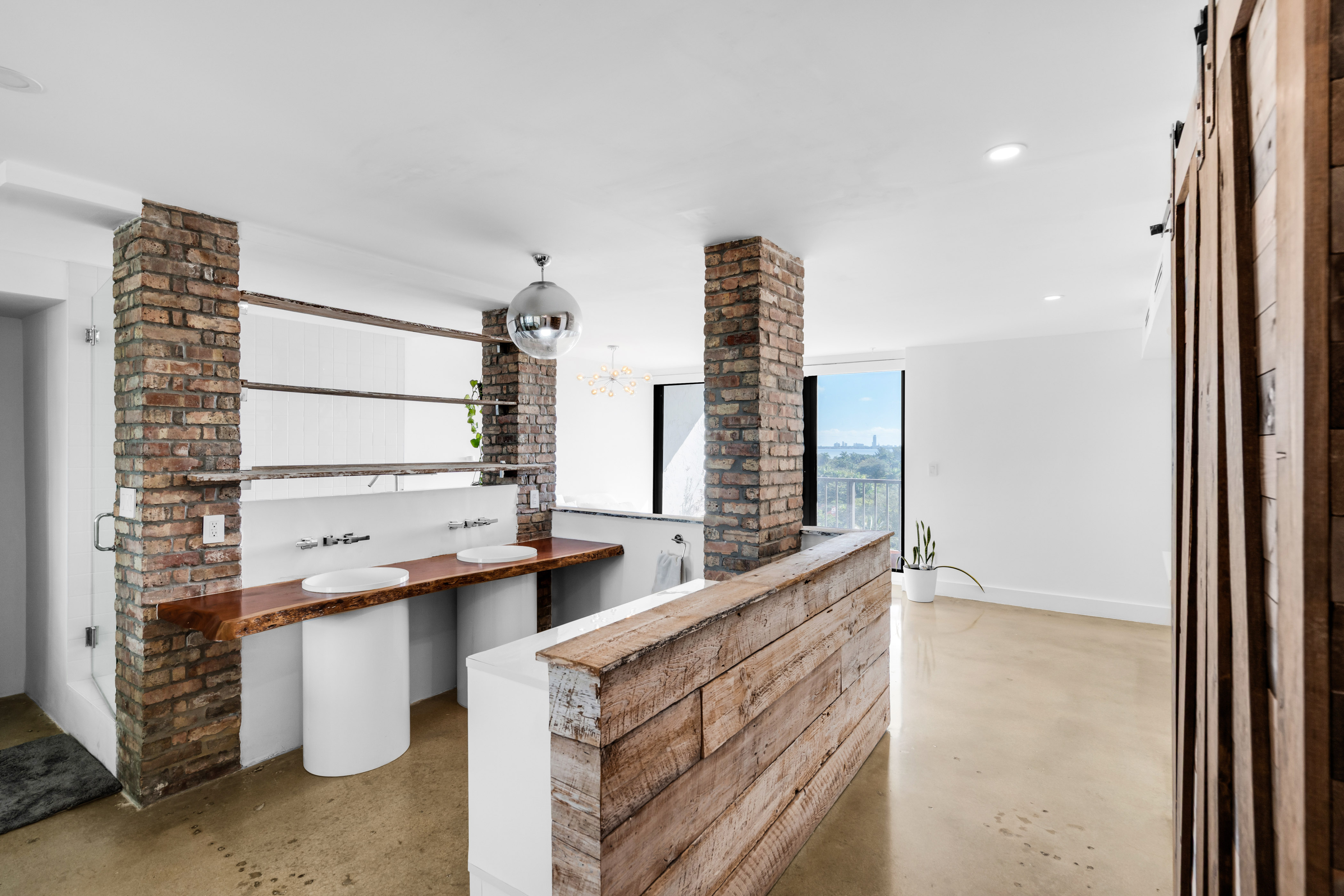 5701 Biscayne Boulevard Miami FL 33137