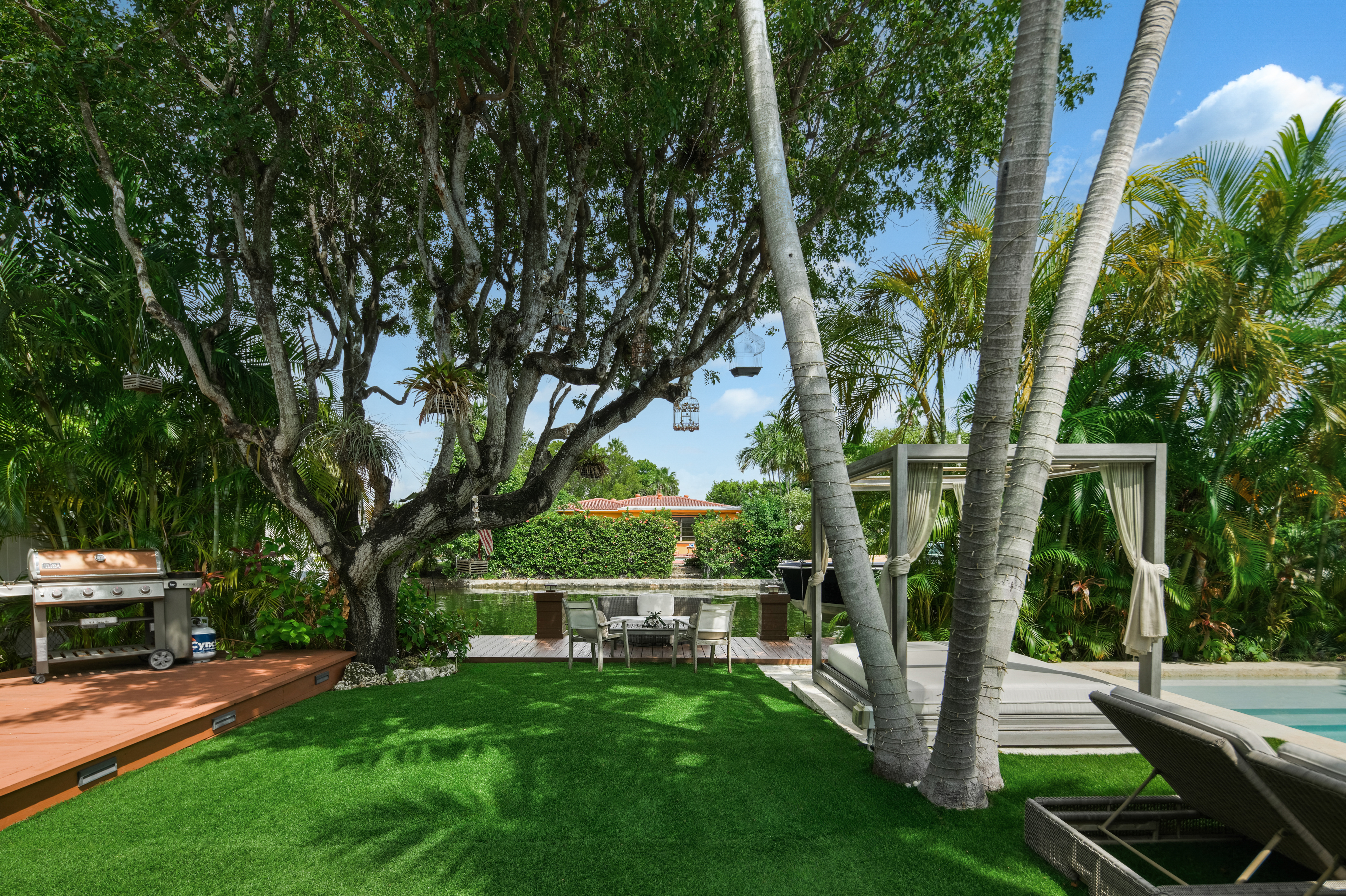 1865 Daytonia Road Miami Beach FL 33141