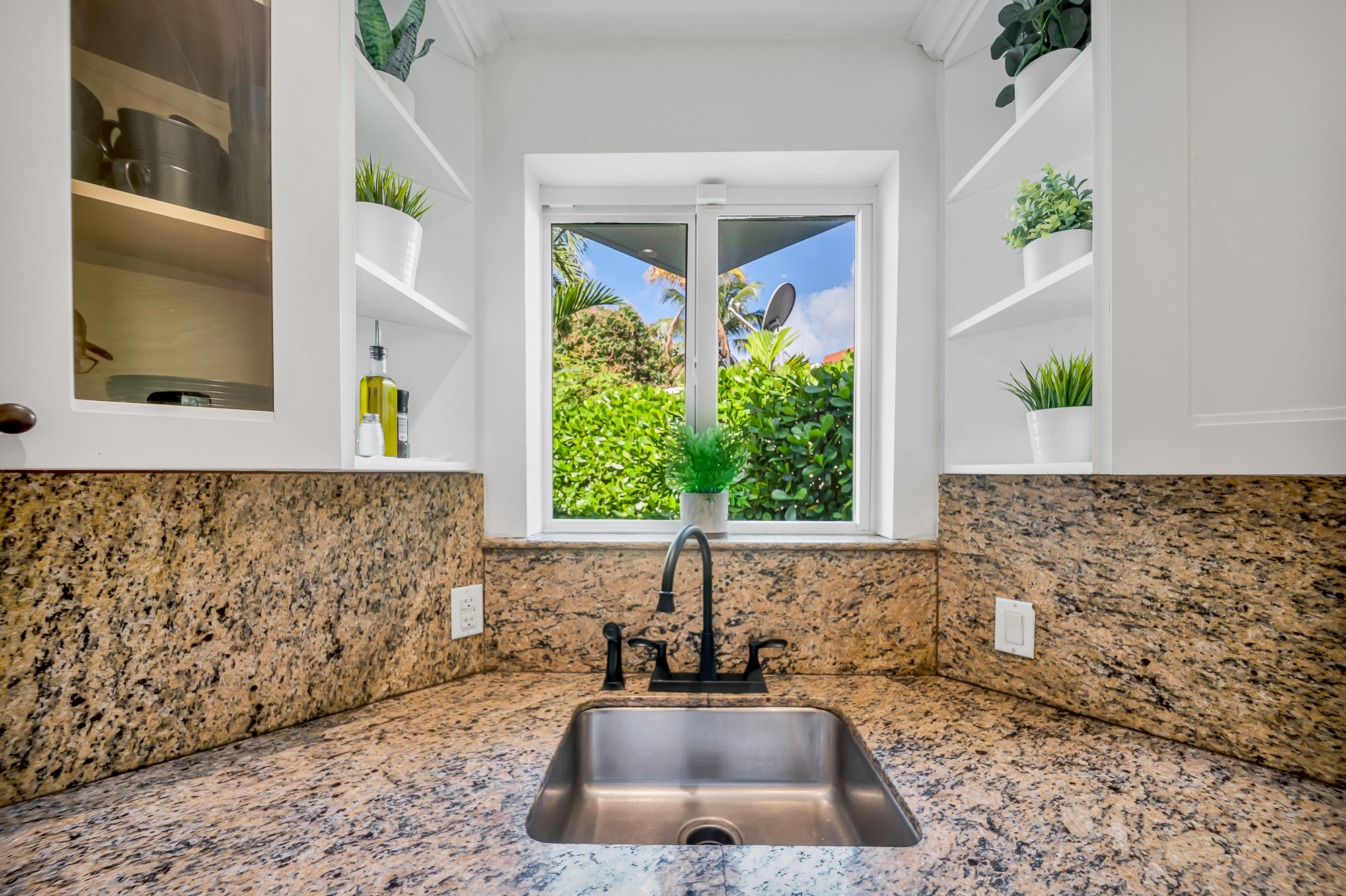 540 SW 27th Road Miami FL 33129
