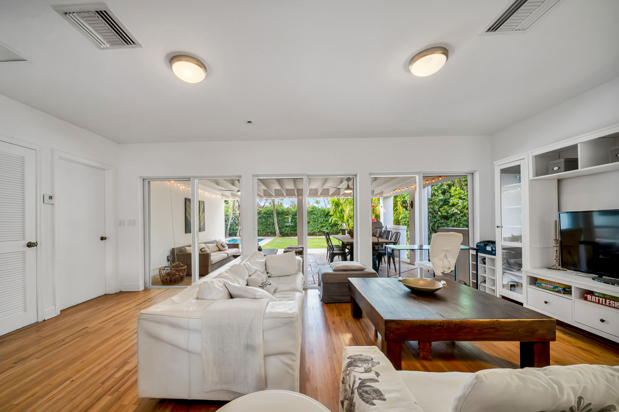 540 SW 27th Road Miami FL 33129