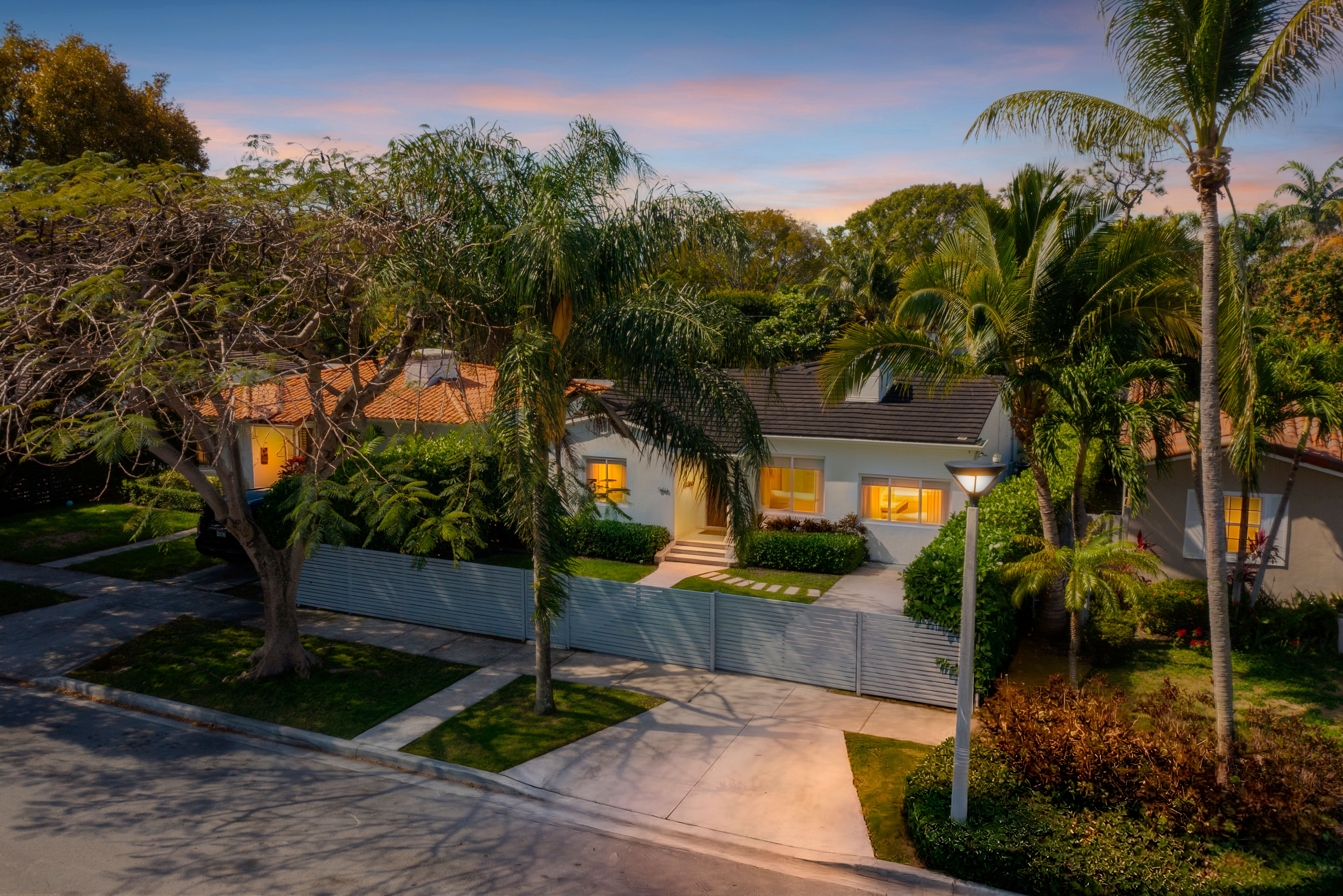 540 SW 27th Road Miami FL 33129