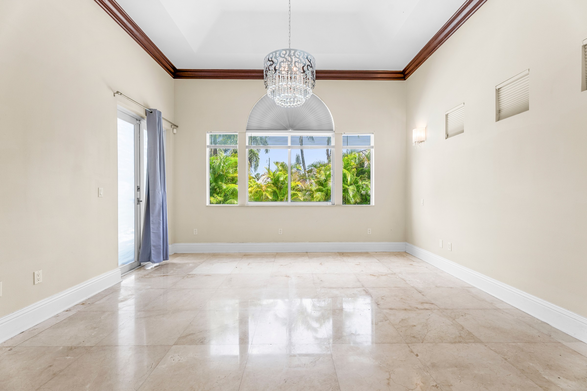 2665 NW 100th Avenue Doral FL 33172