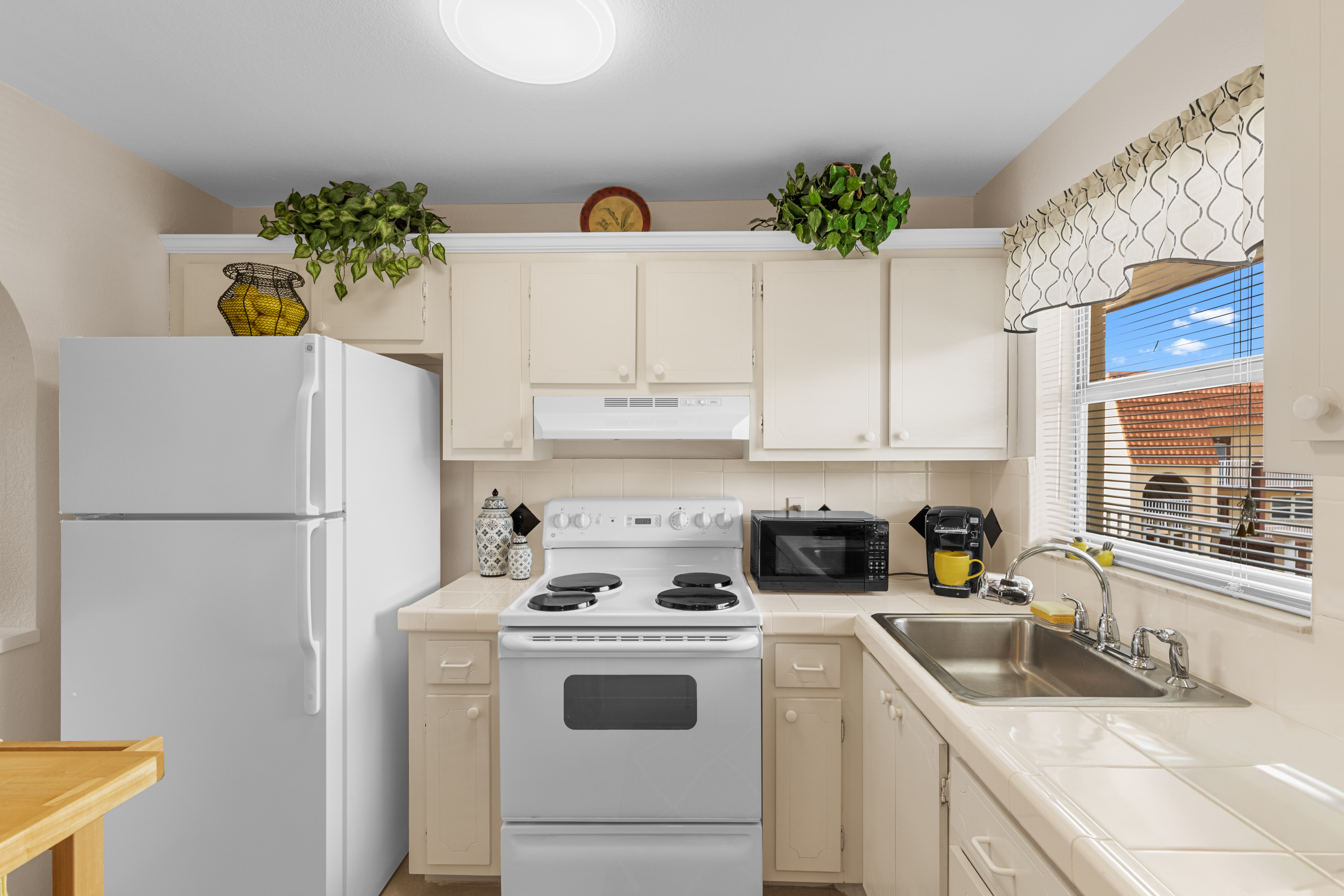 8950 Sunrise Lakes Boulevard Sunrise FL 33322