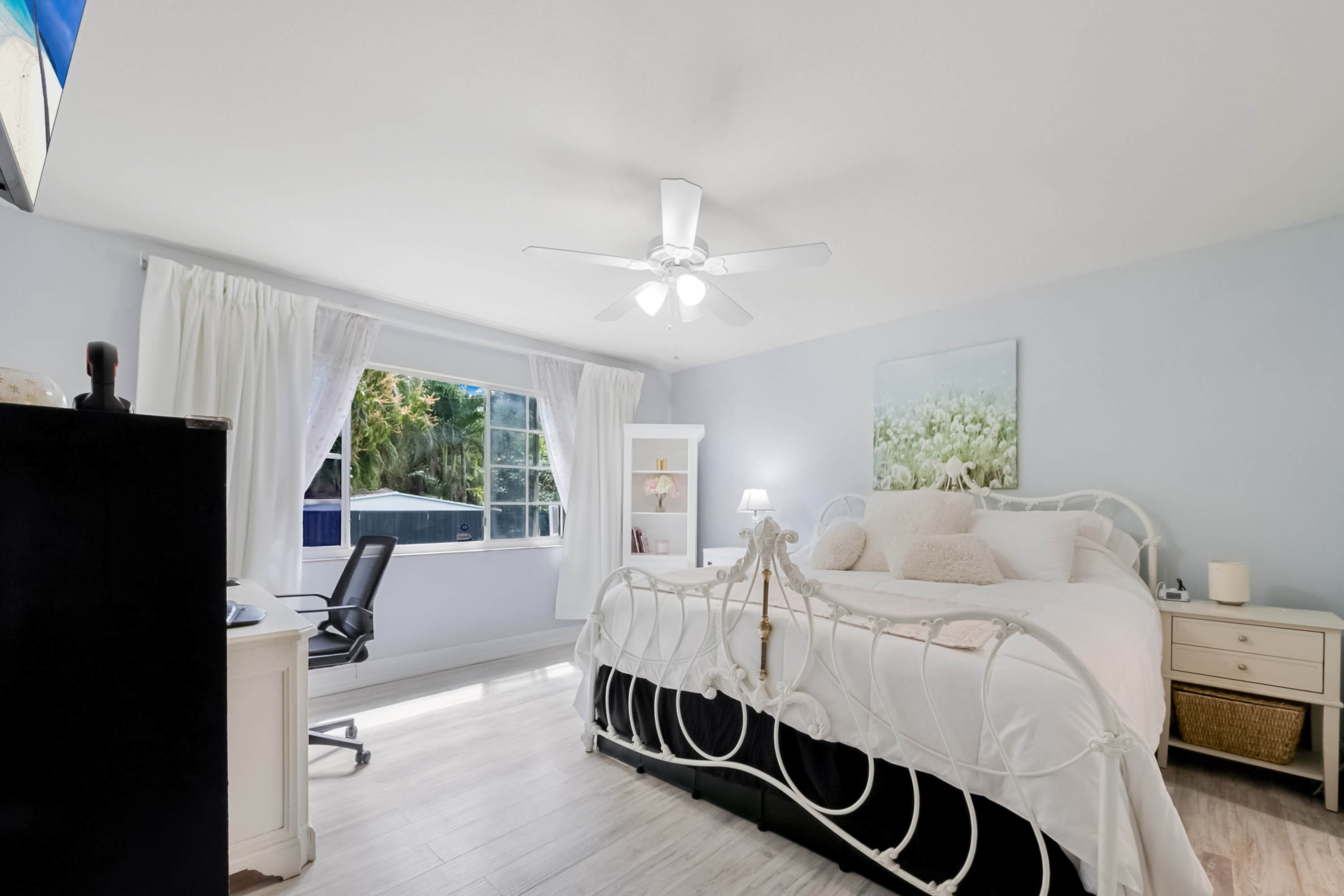 6350 NW 39th Terrace Virginia Gardens FL 33166