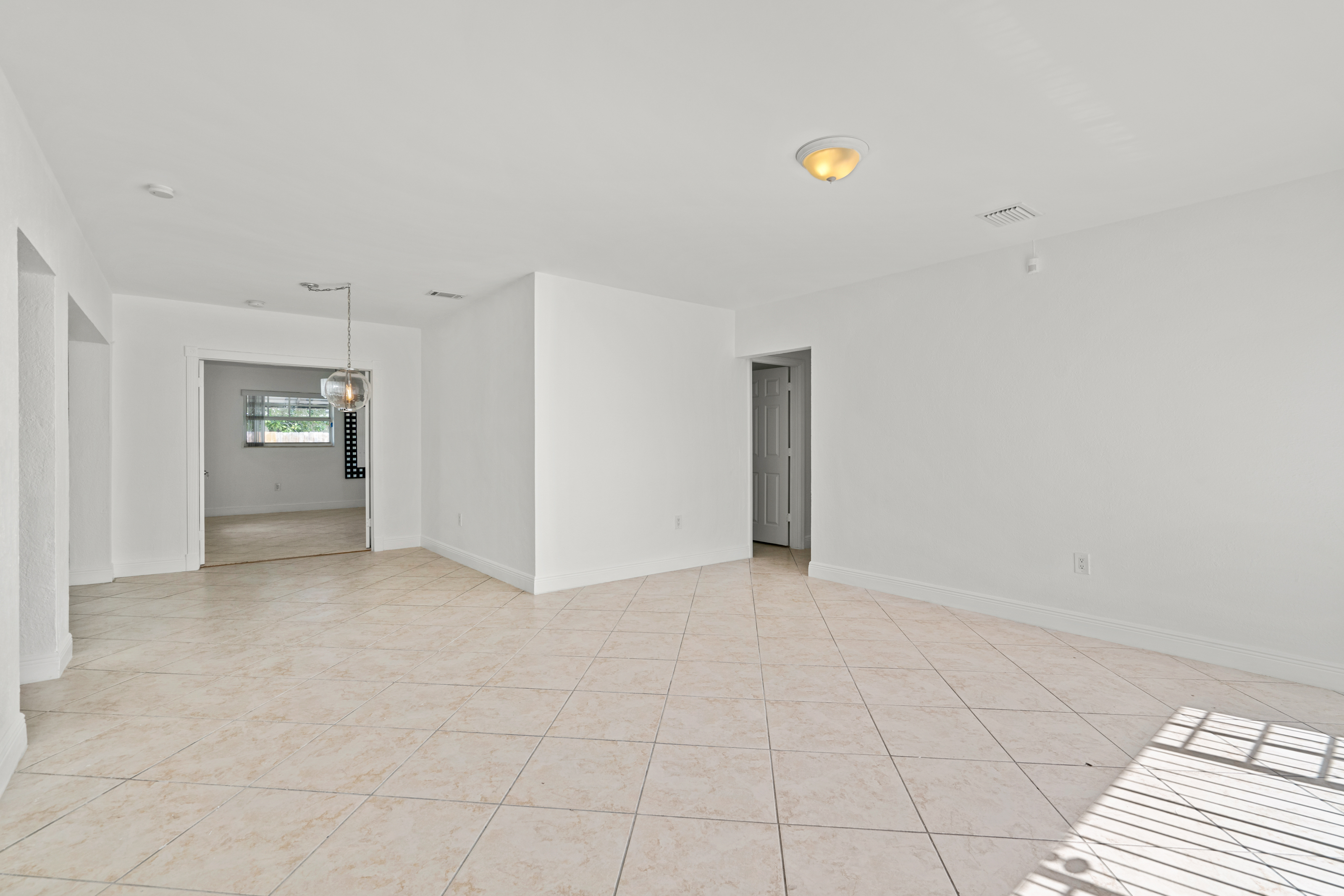 1381 W 63rd Street Hialeah FL 33012