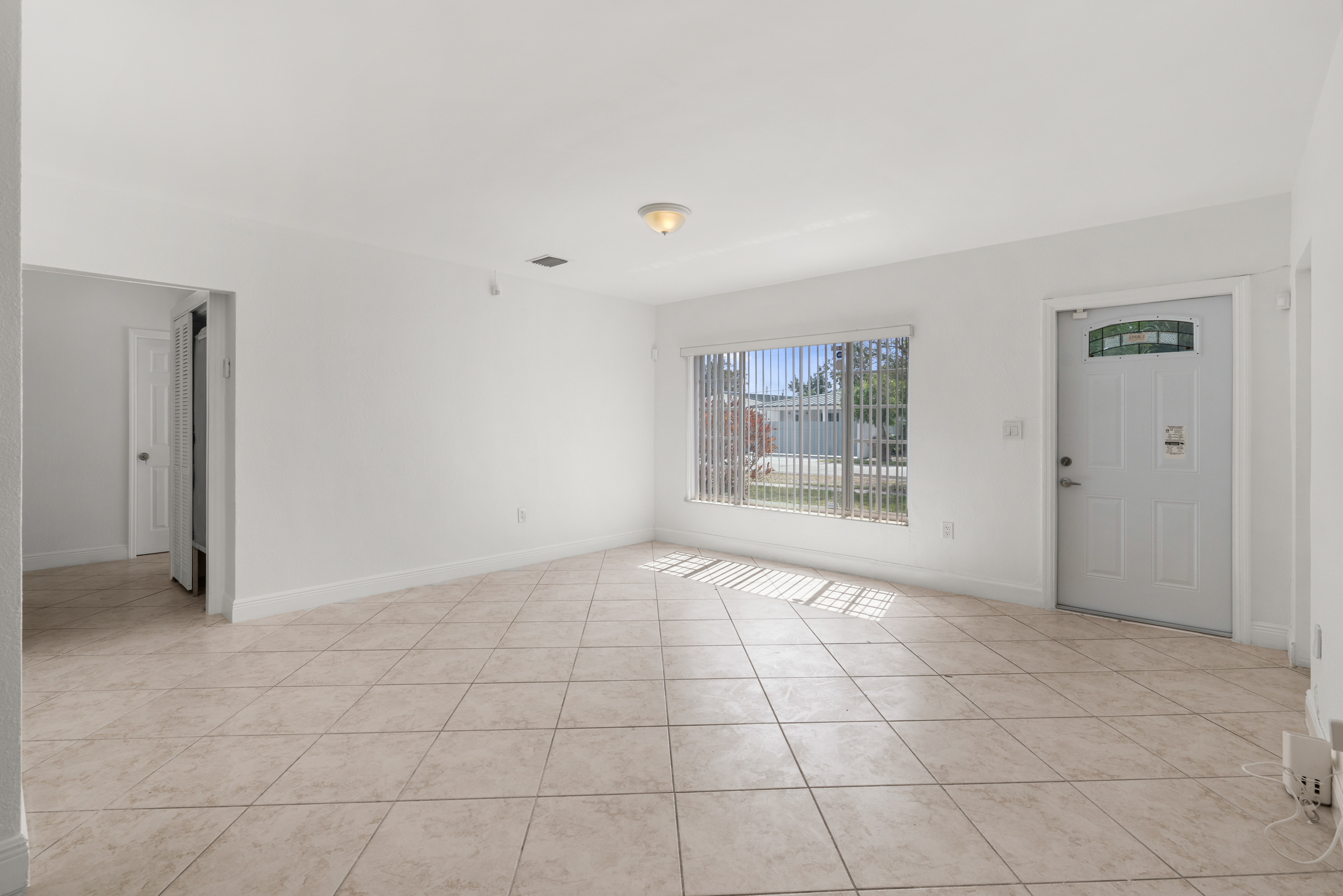 1381 W 63rd Street Hialeah FL 33012