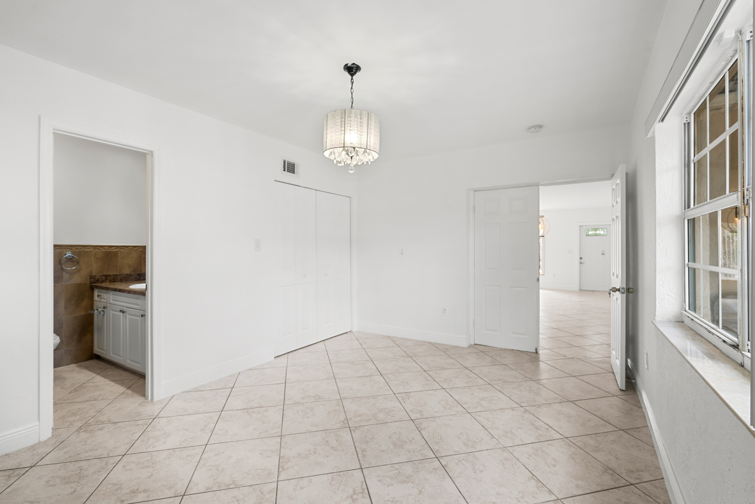 1381 W 63rd Street Hialeah FL 33012