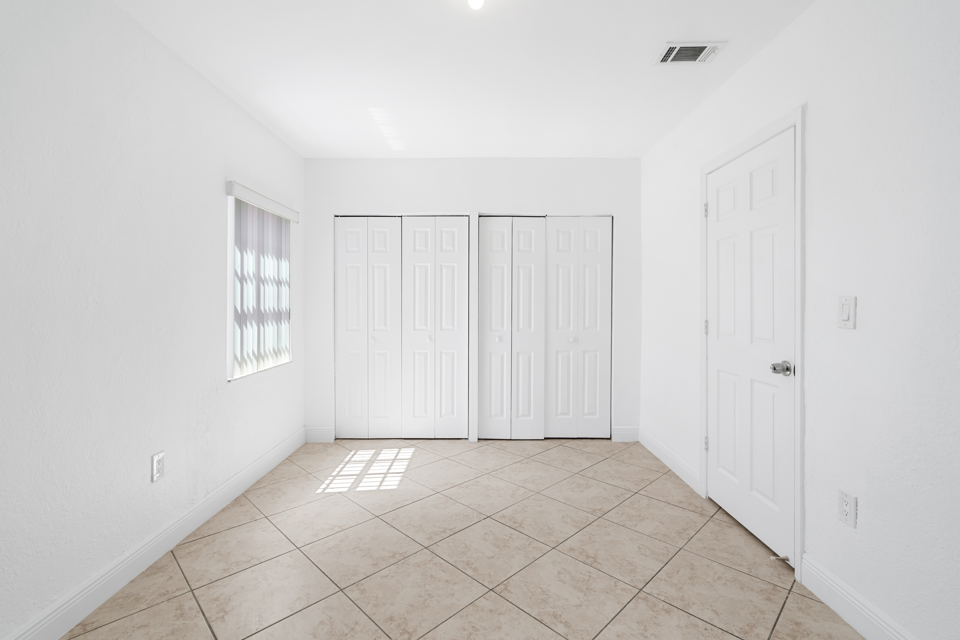1381 W 63rd Street Hialeah FL 33012