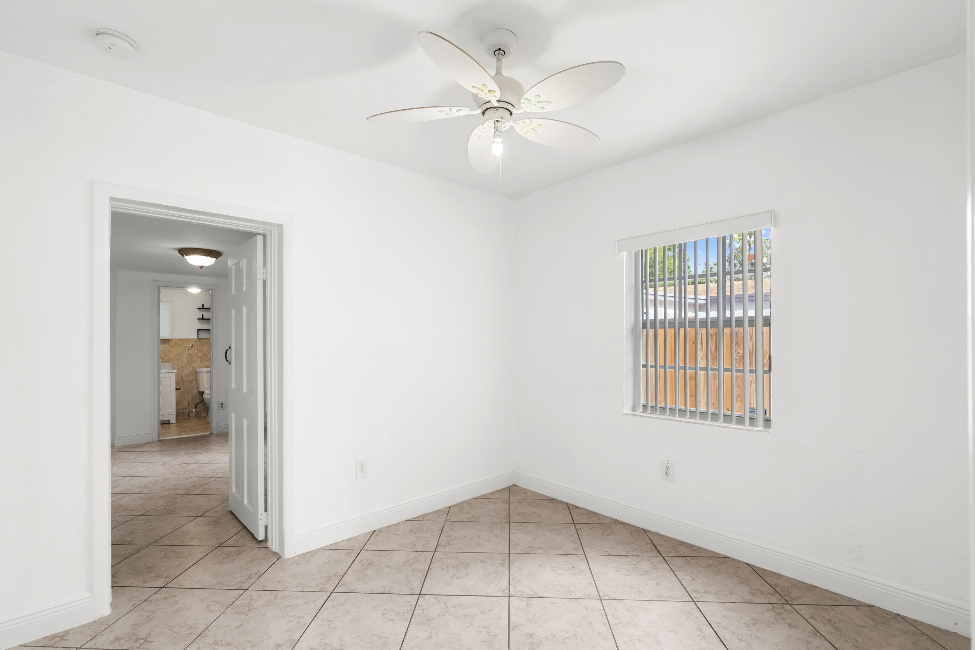 1381 W 63rd Street Hialeah FL 33012