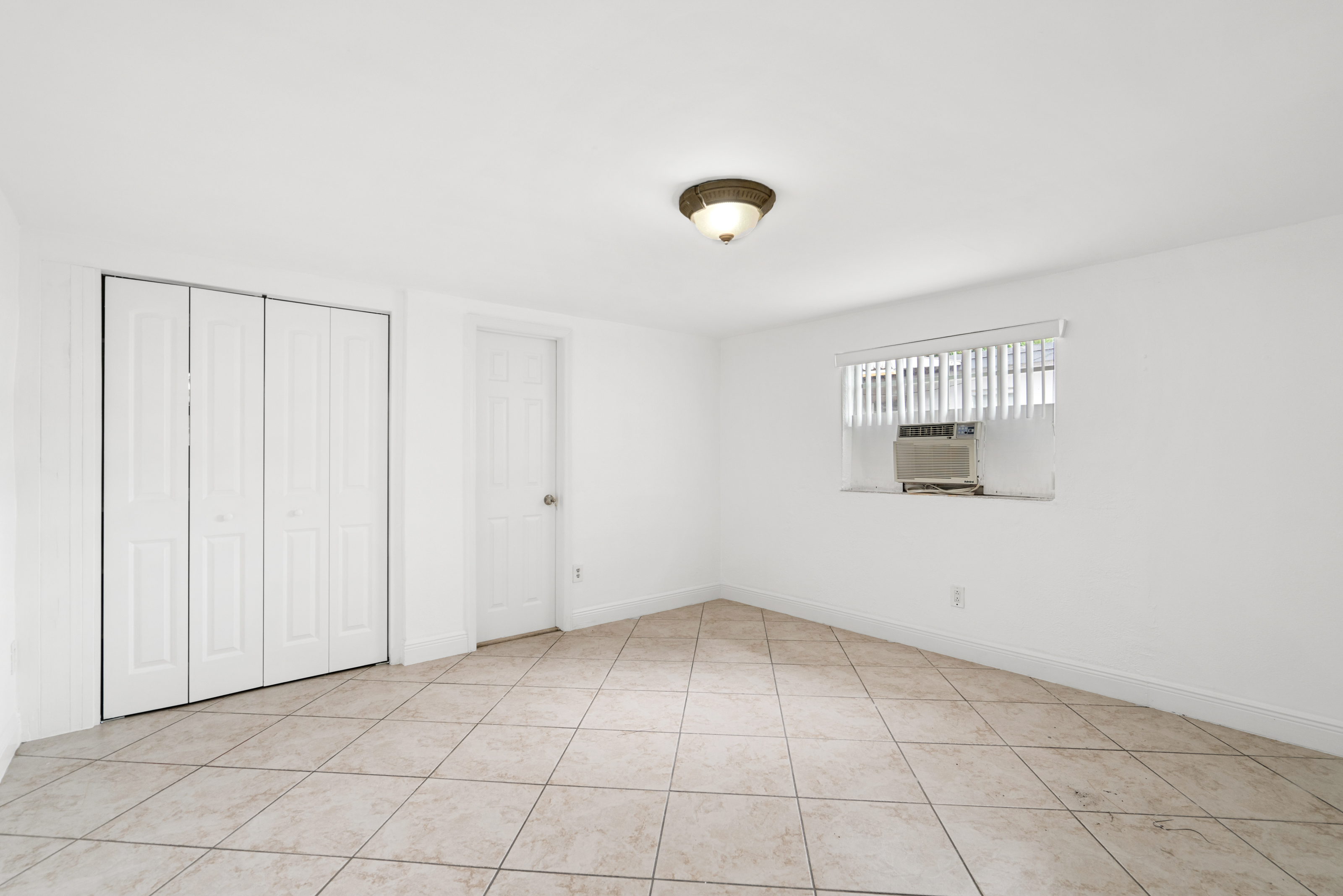 1381 W 63rd Street Hialeah FL 33012