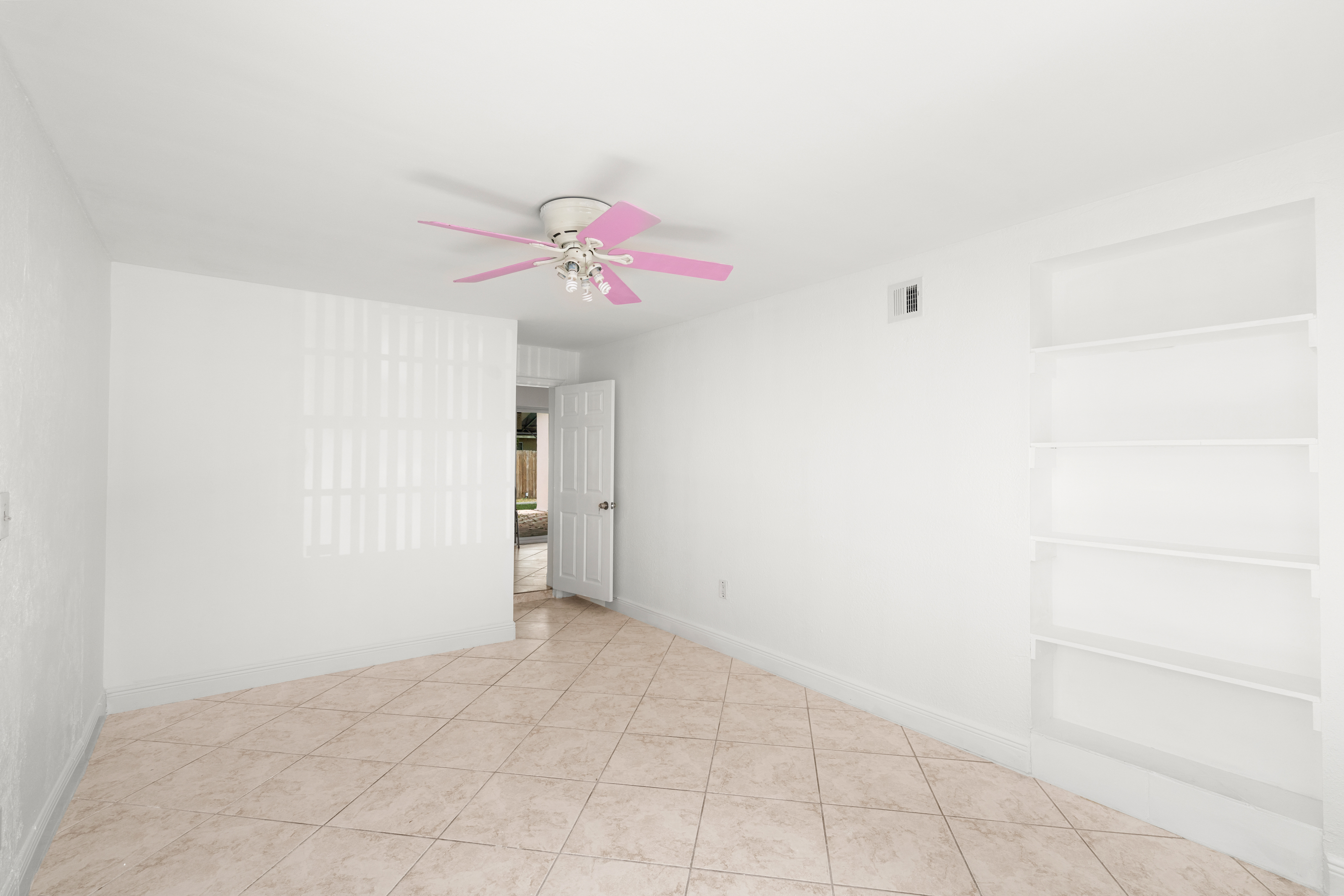 1381 W 63rd Street Hialeah FL 33012
