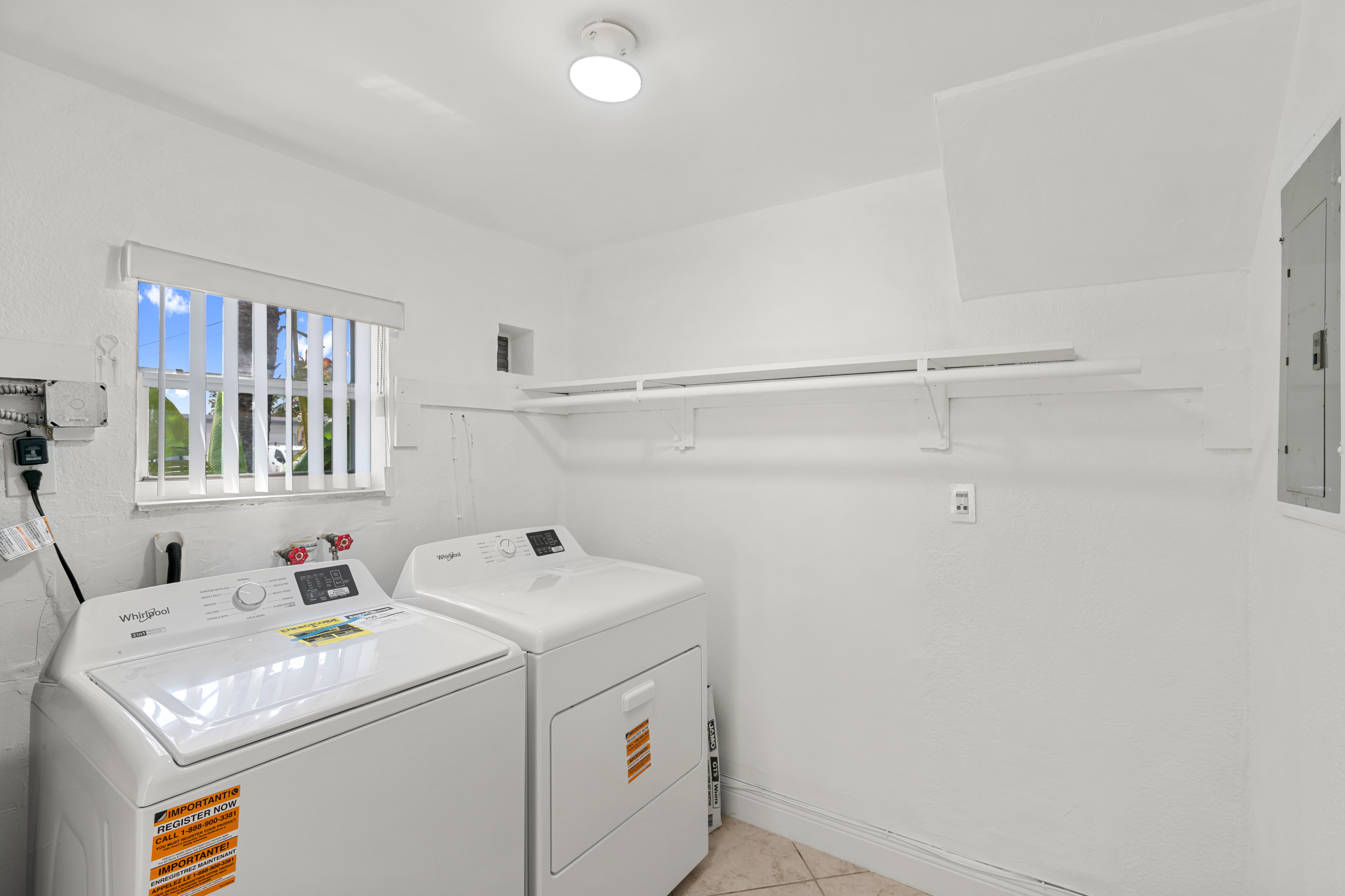 1381 W 63rd Street Hialeah FL 33012