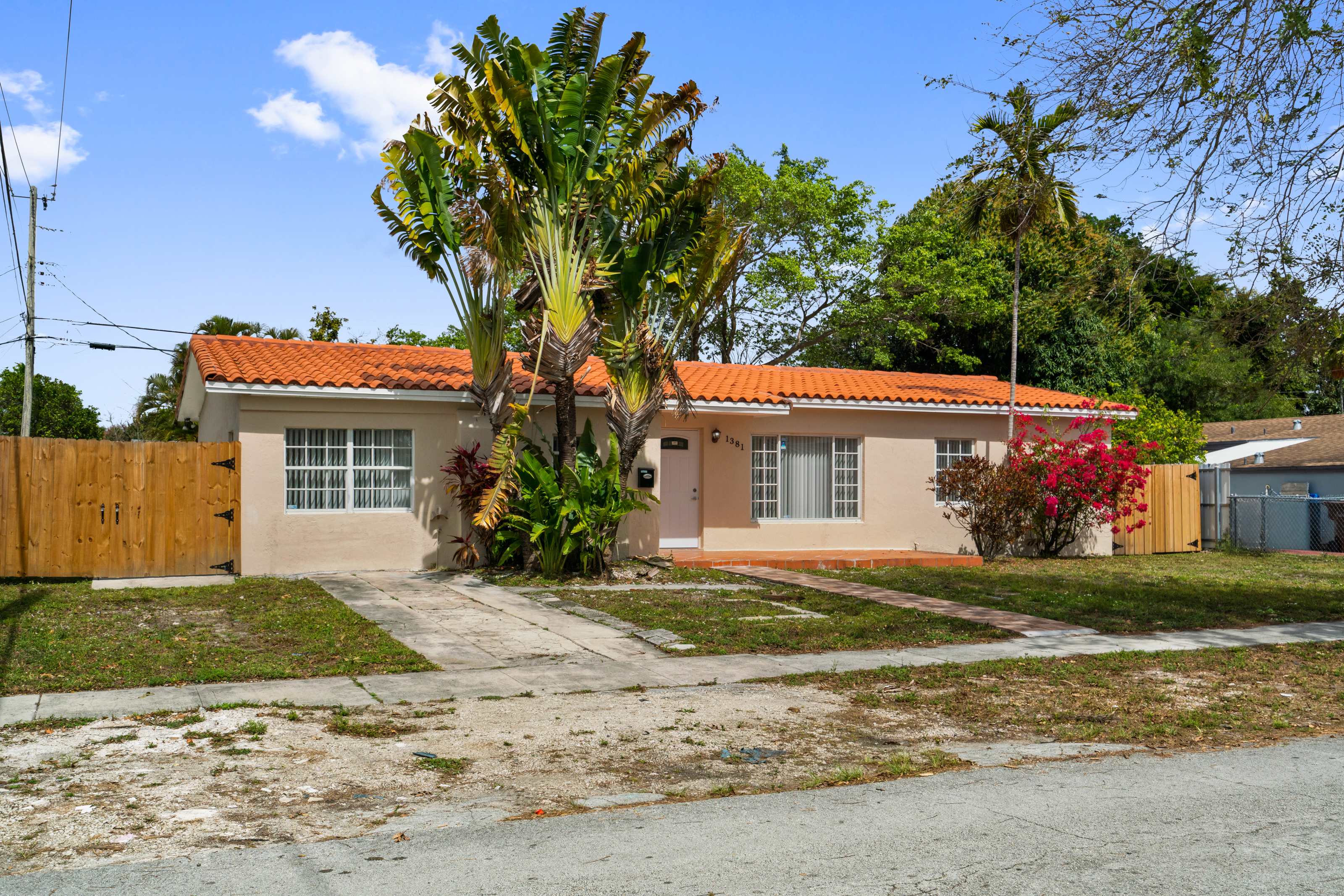 1381 W 63rd Street Hialeah FL 33012
