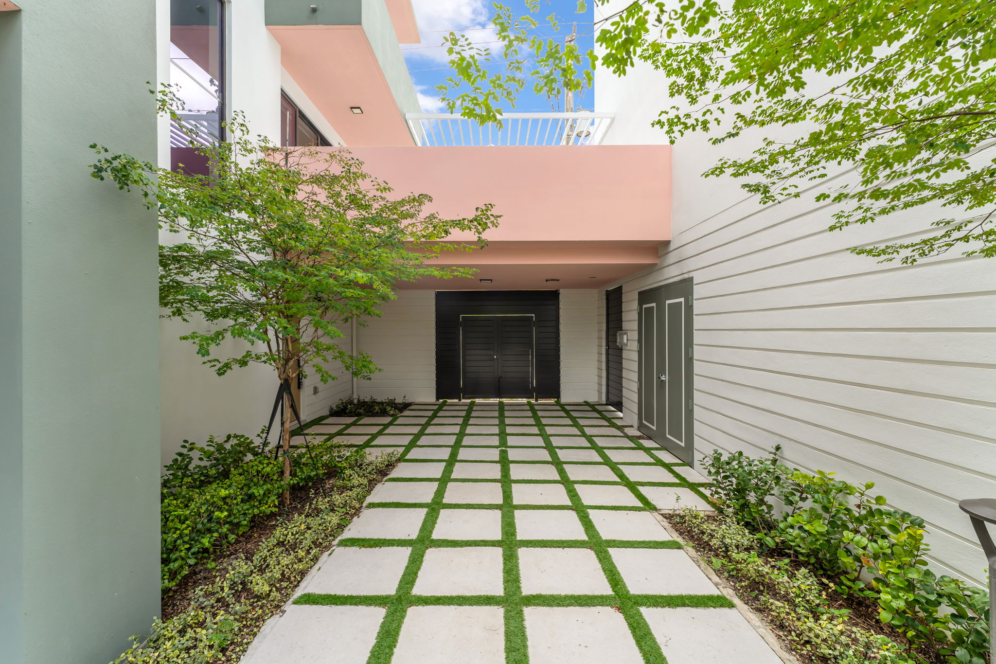721 SW 11th Street Miami FL 33129