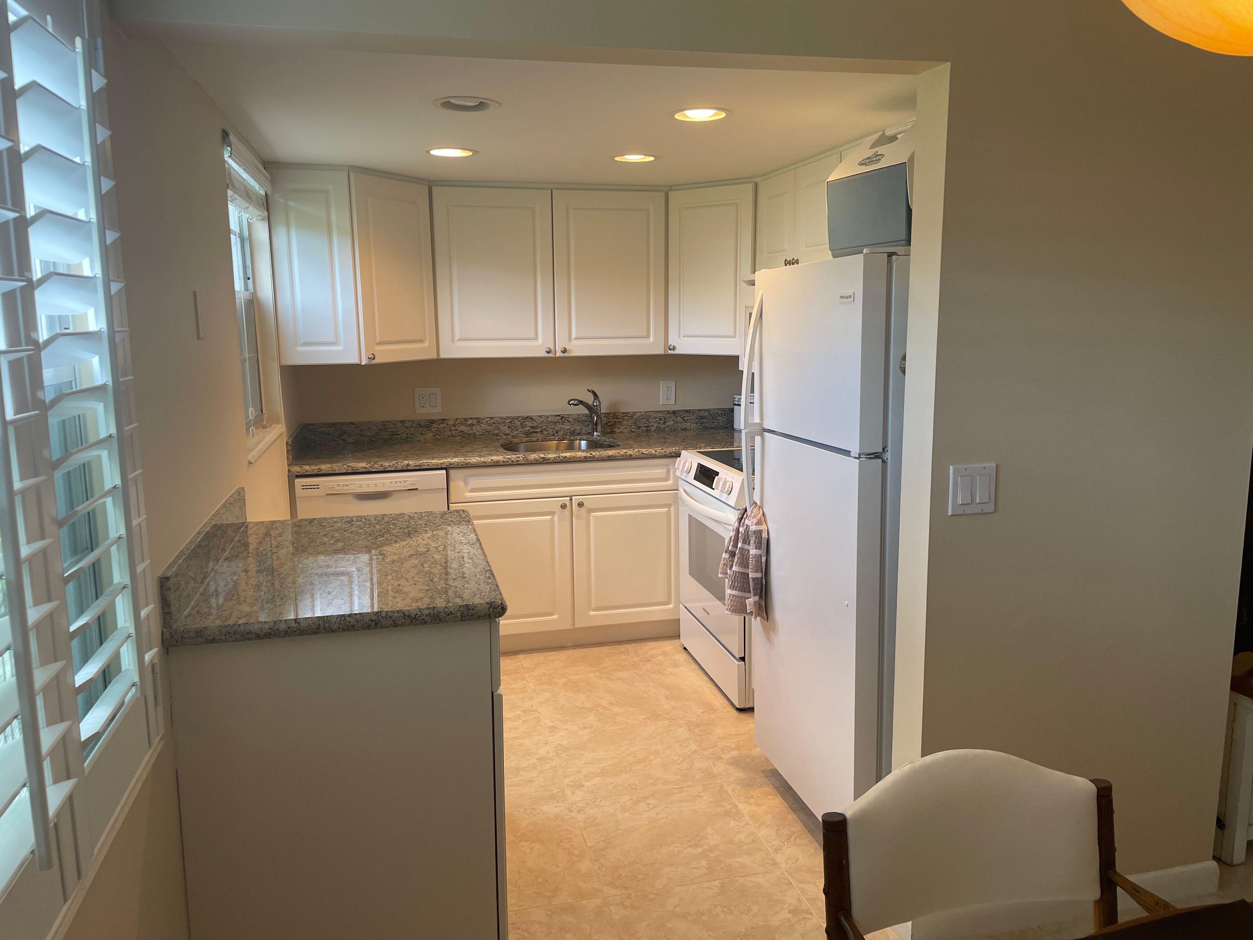 145 Newport J Deerfield Beach FL 33442