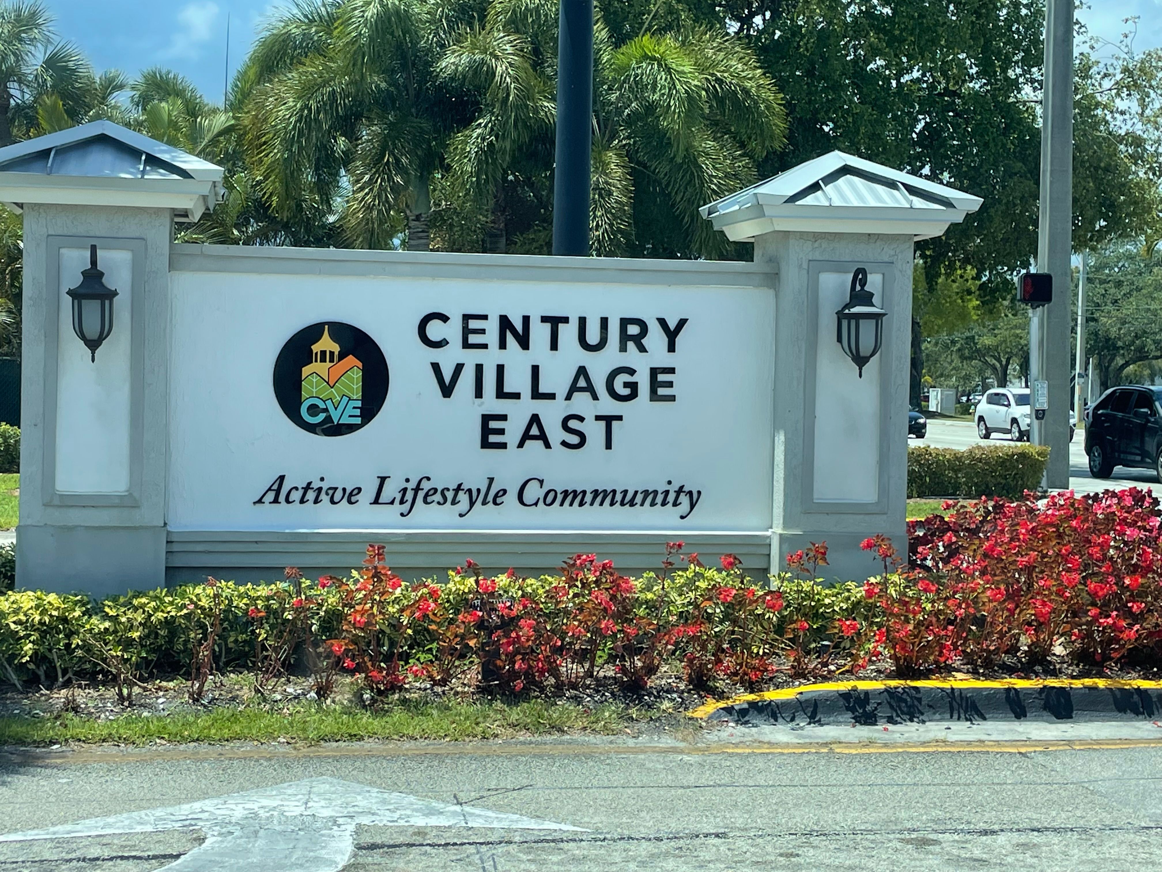 145 Newport J Deerfield Beach FL 33442